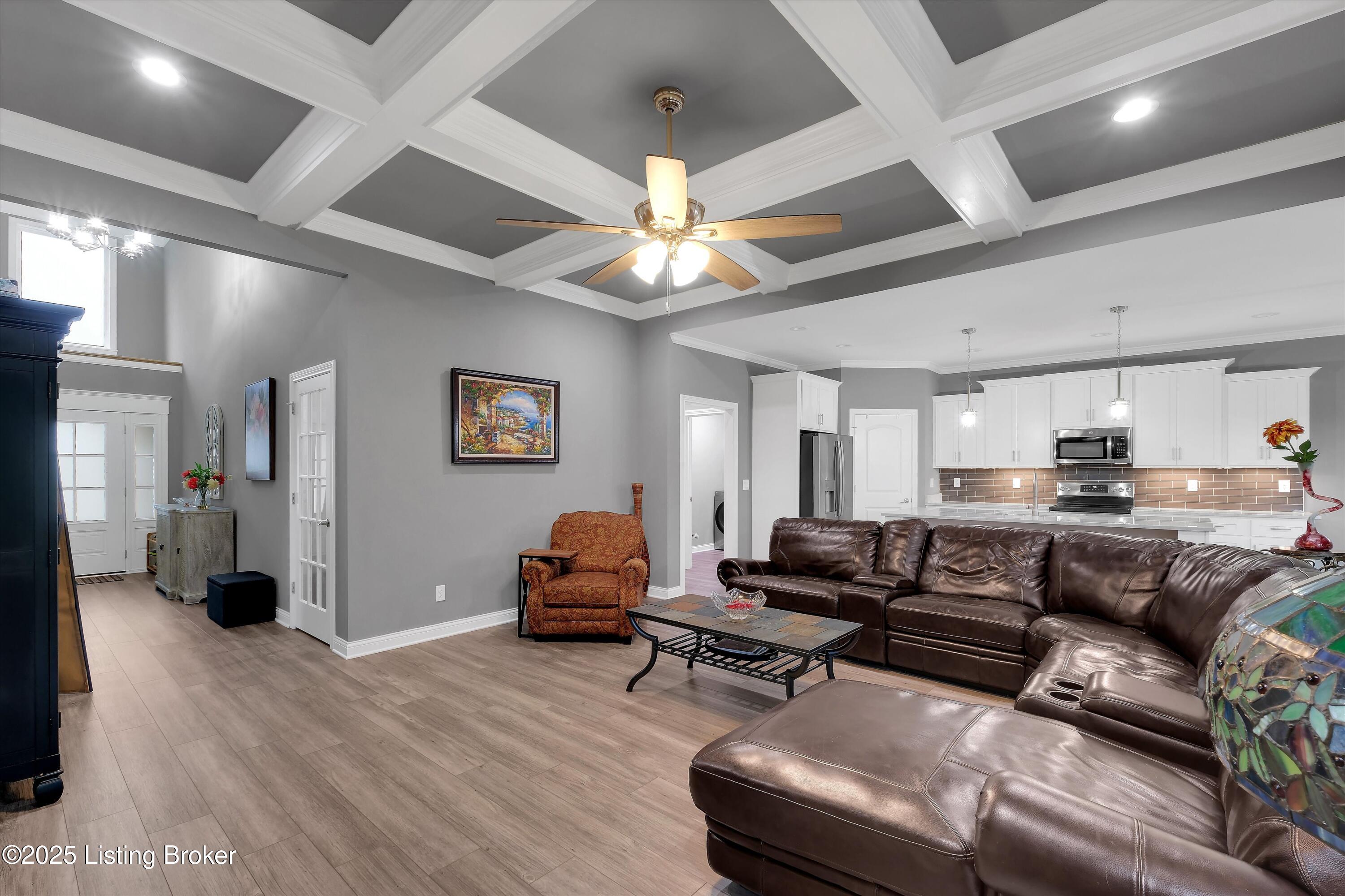 361 Williamsburg Dr