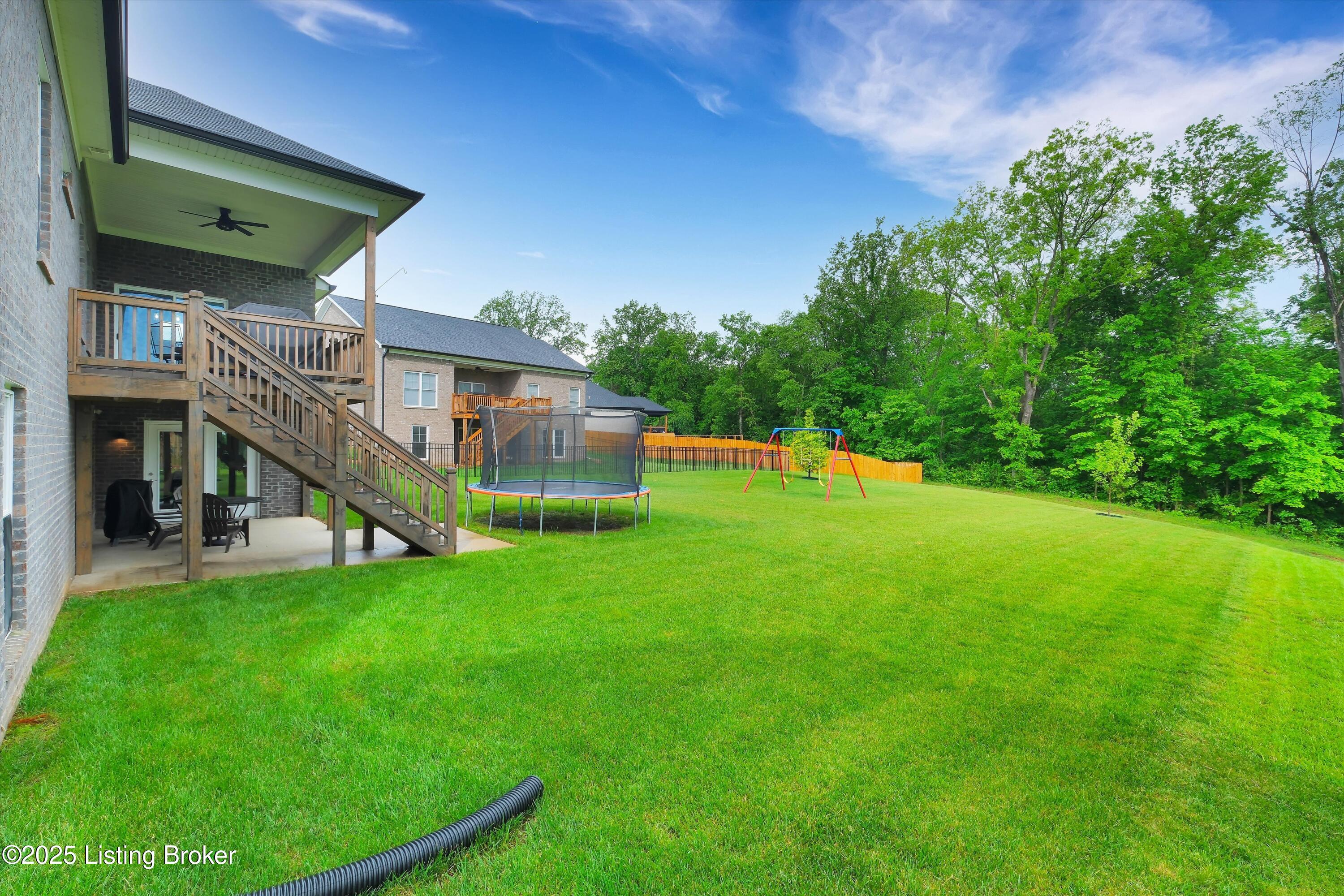 361 Williamsburg Dr