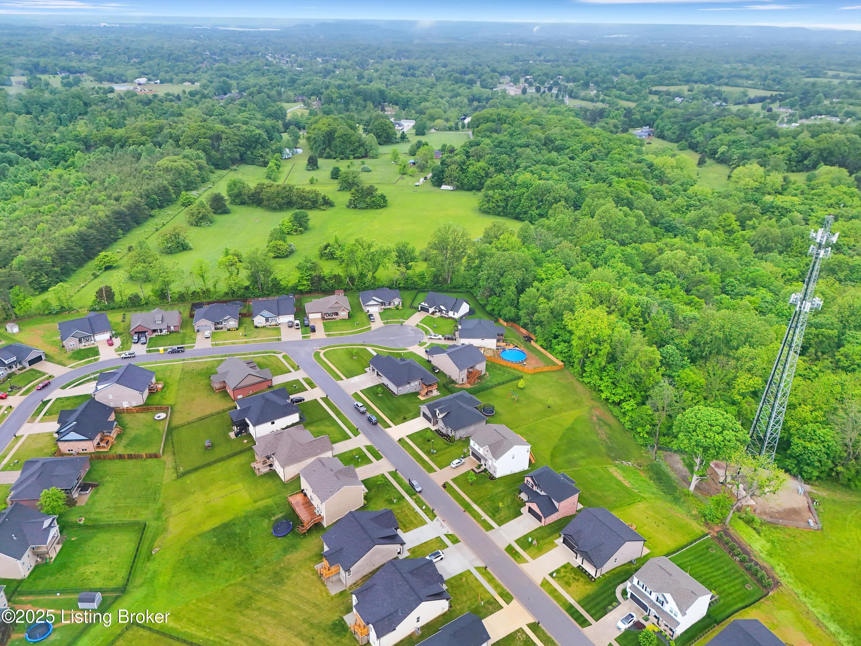 361 Williamsburg Dr