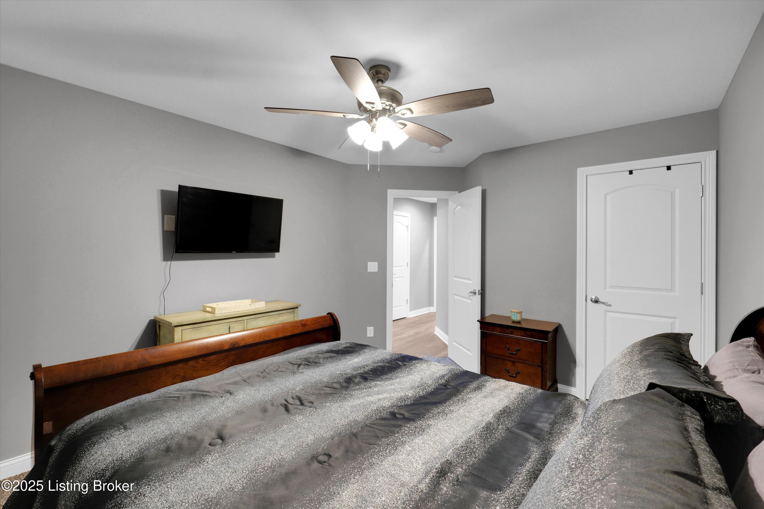 361 Williamsburg Dr
