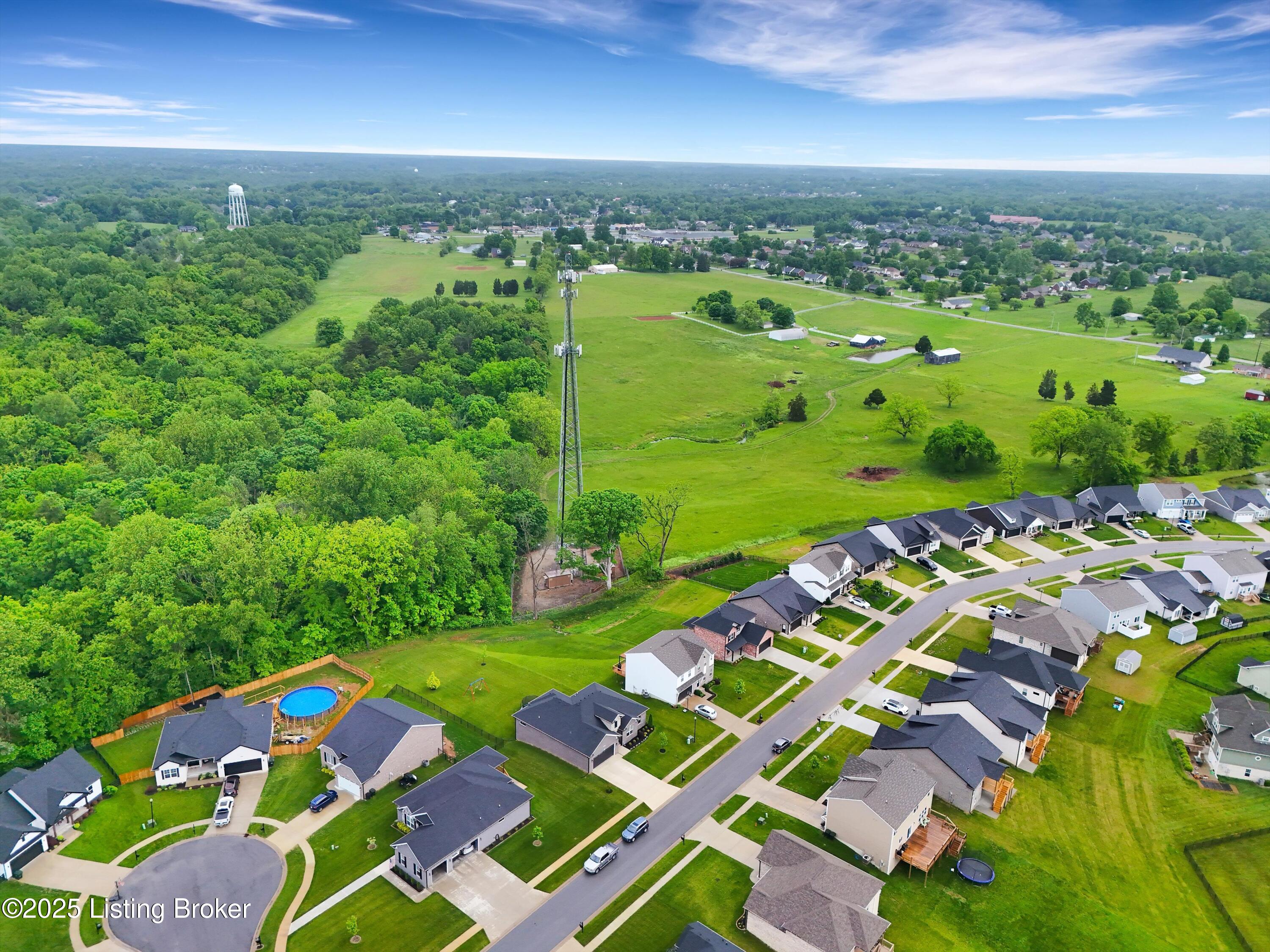361 Williamsburg Dr