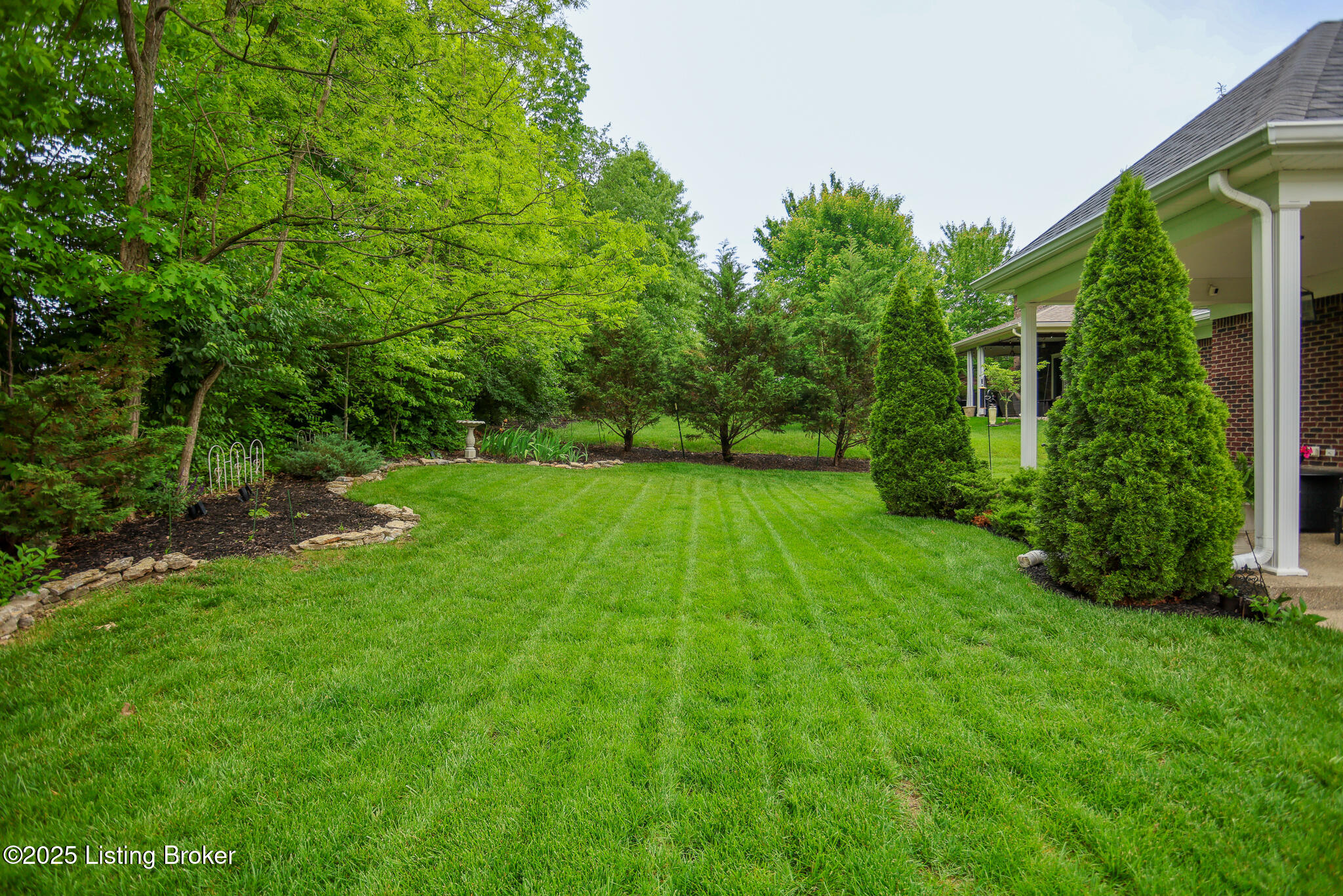 1115 Malone Pl