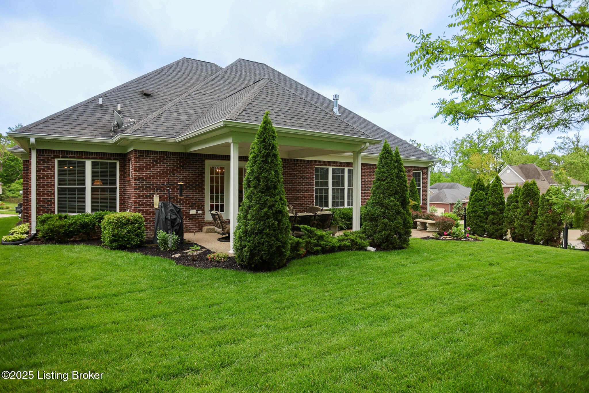 1115 Malone Pl