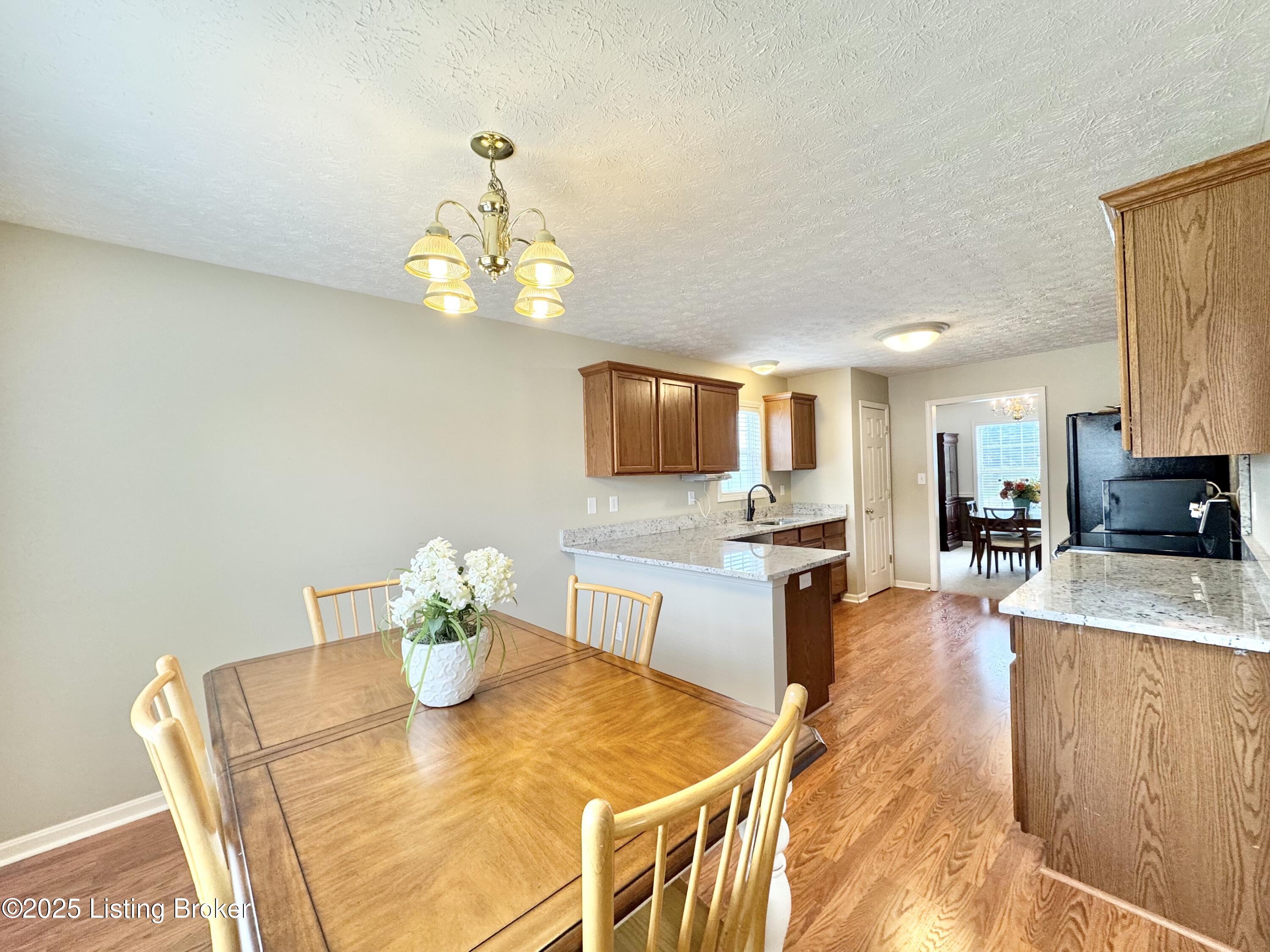 10923 Collington Dr
