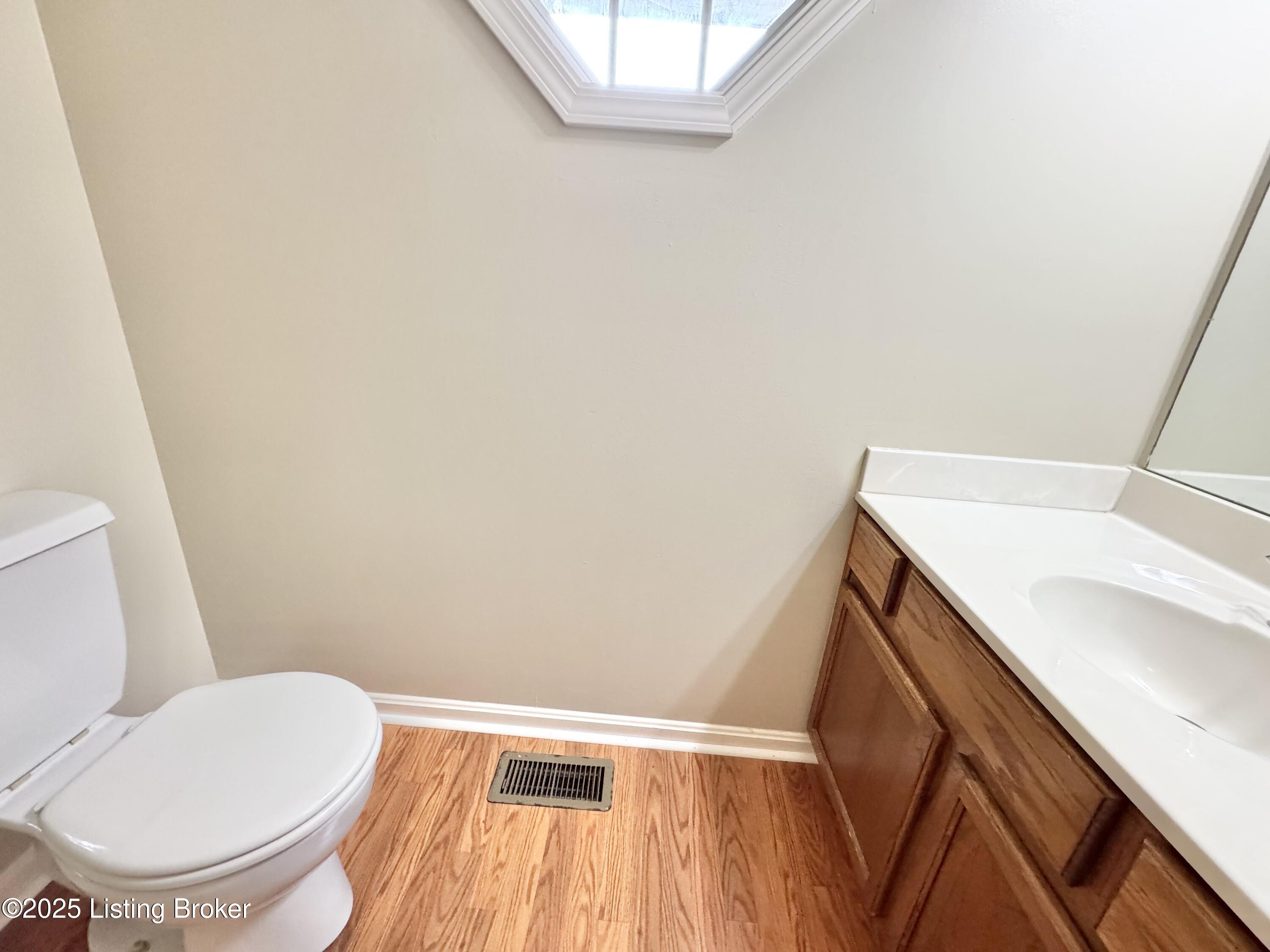 10923 Collington Dr