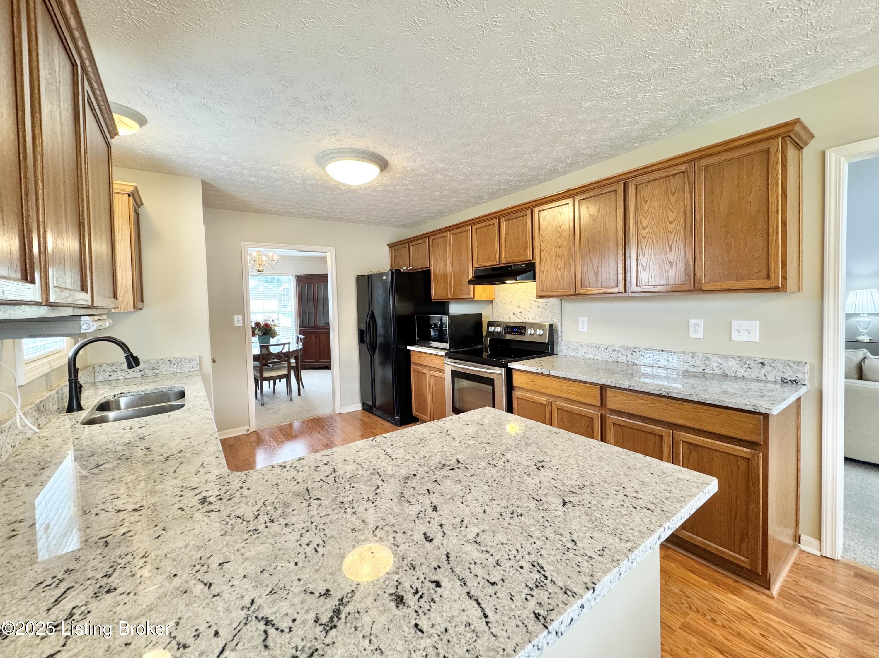 10923 Collington Dr