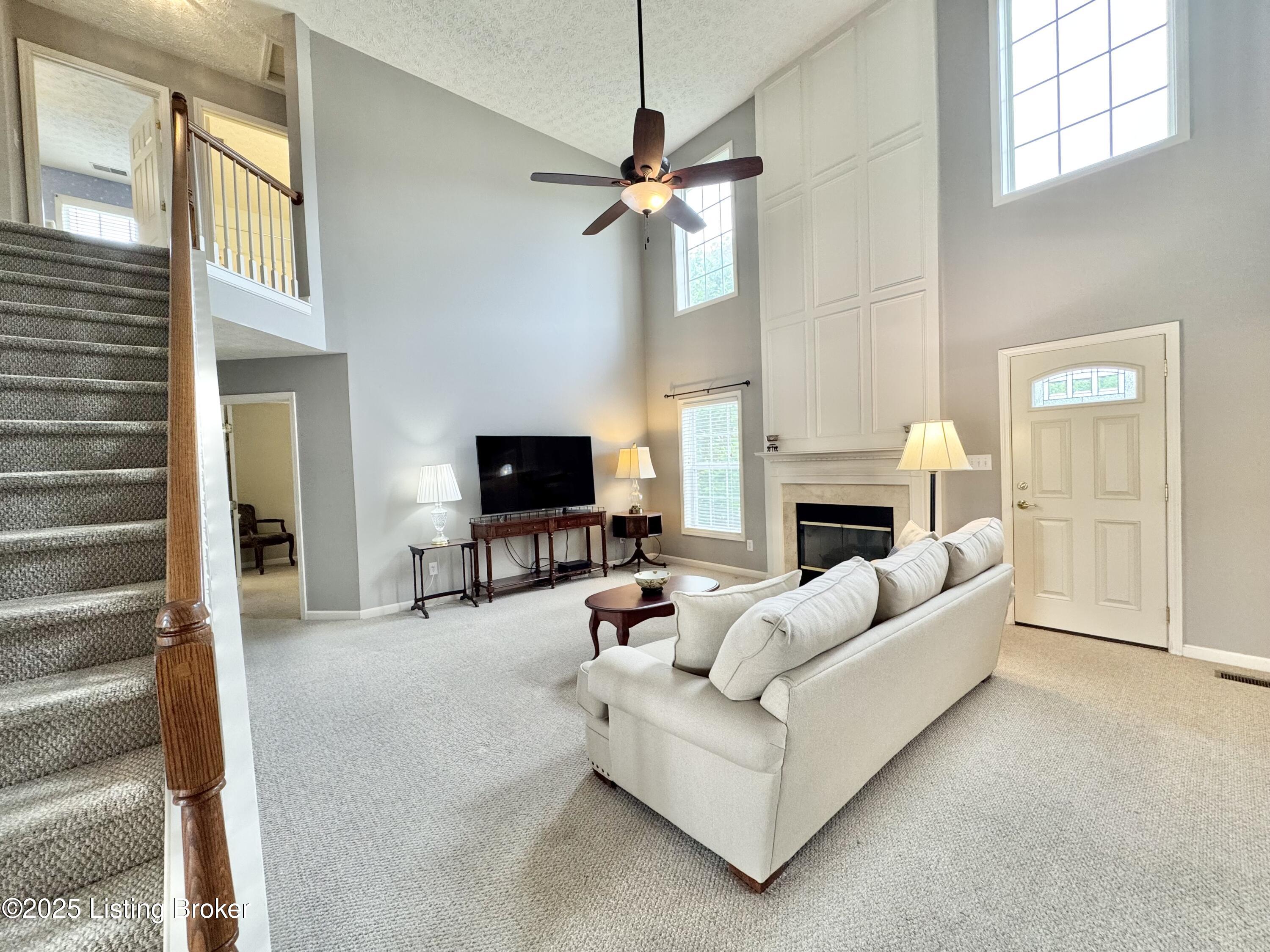10923 Collington Dr