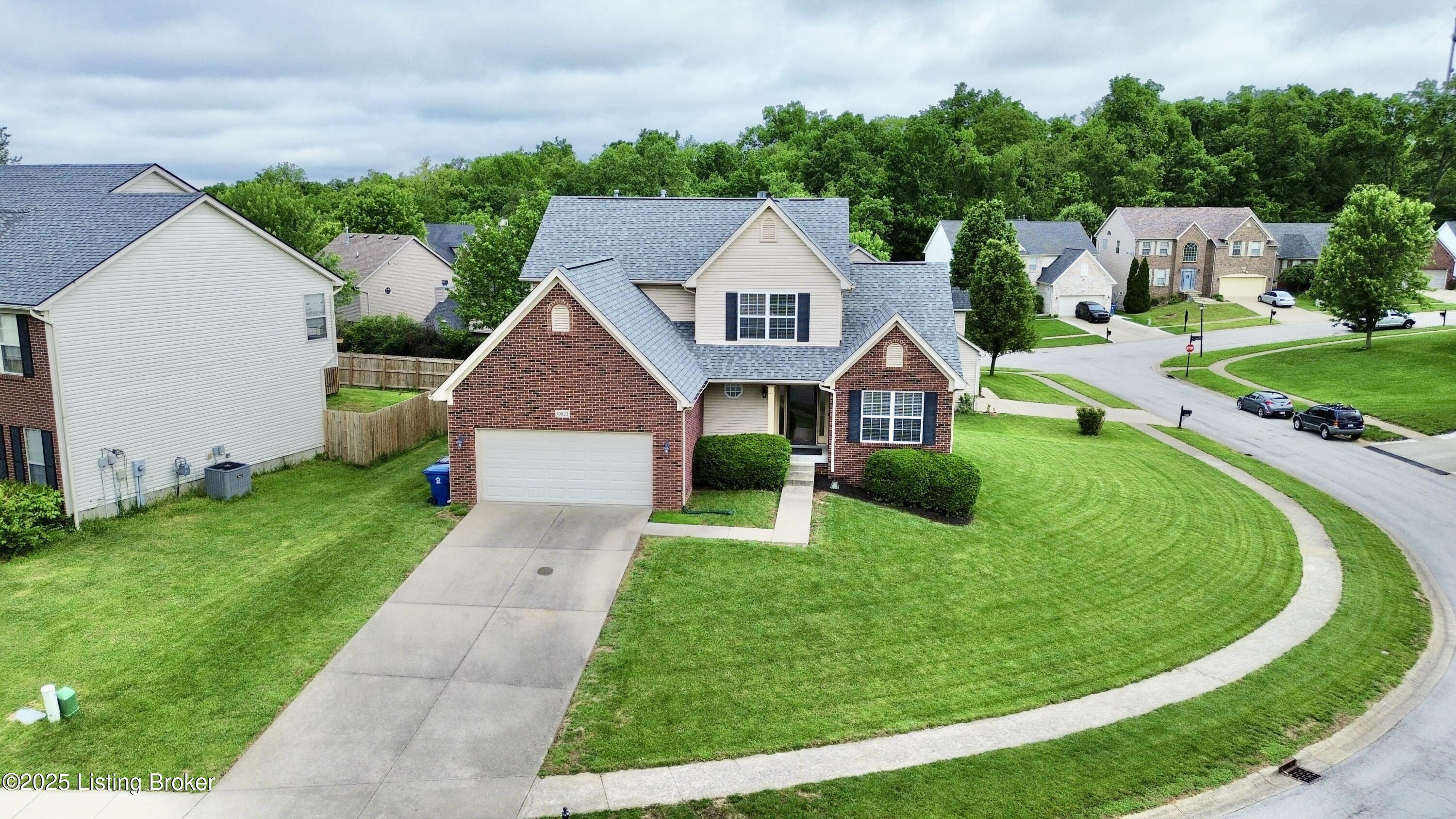 10923 Collington Dr