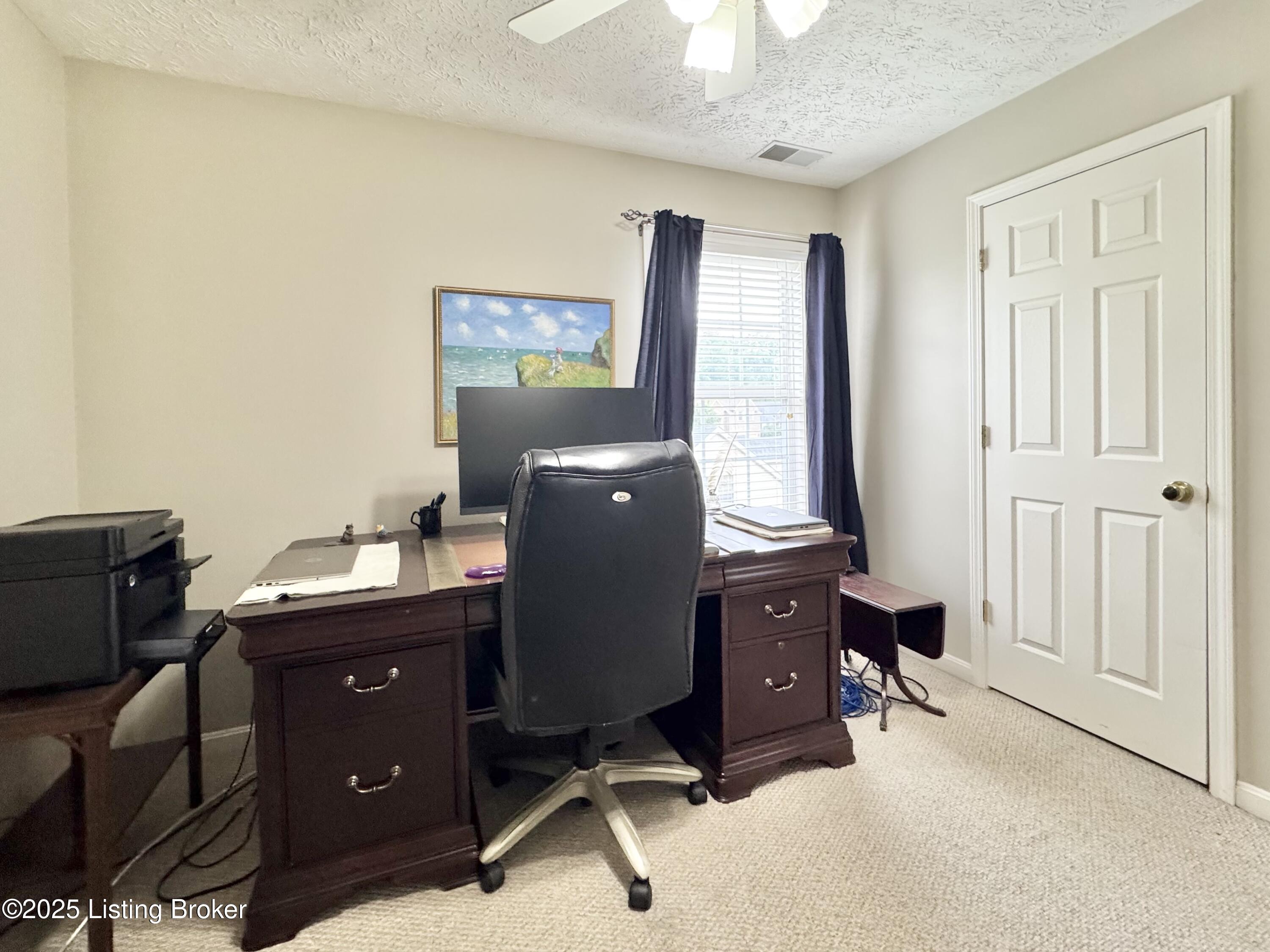10923 Collington Dr