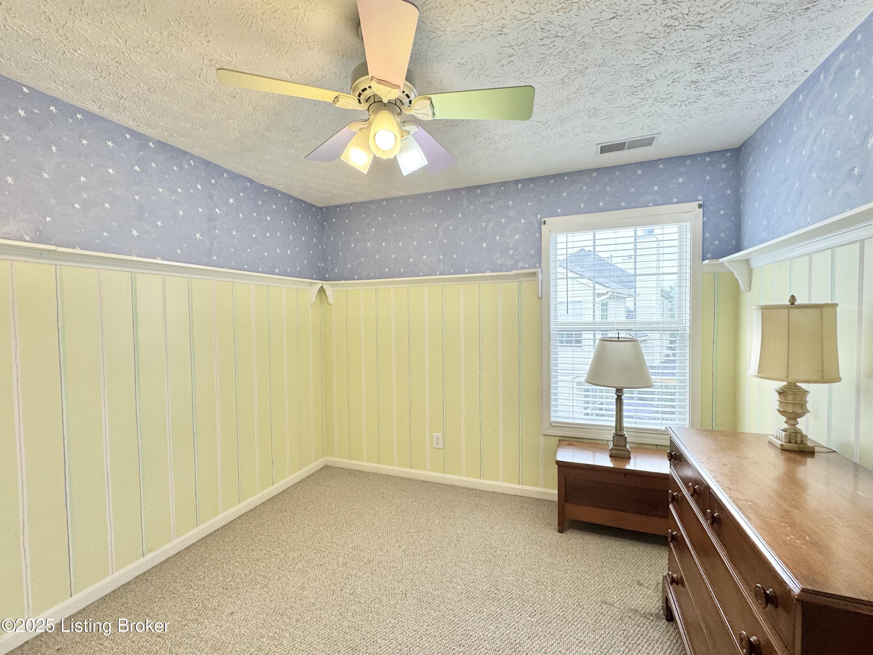 10923 Collington Dr