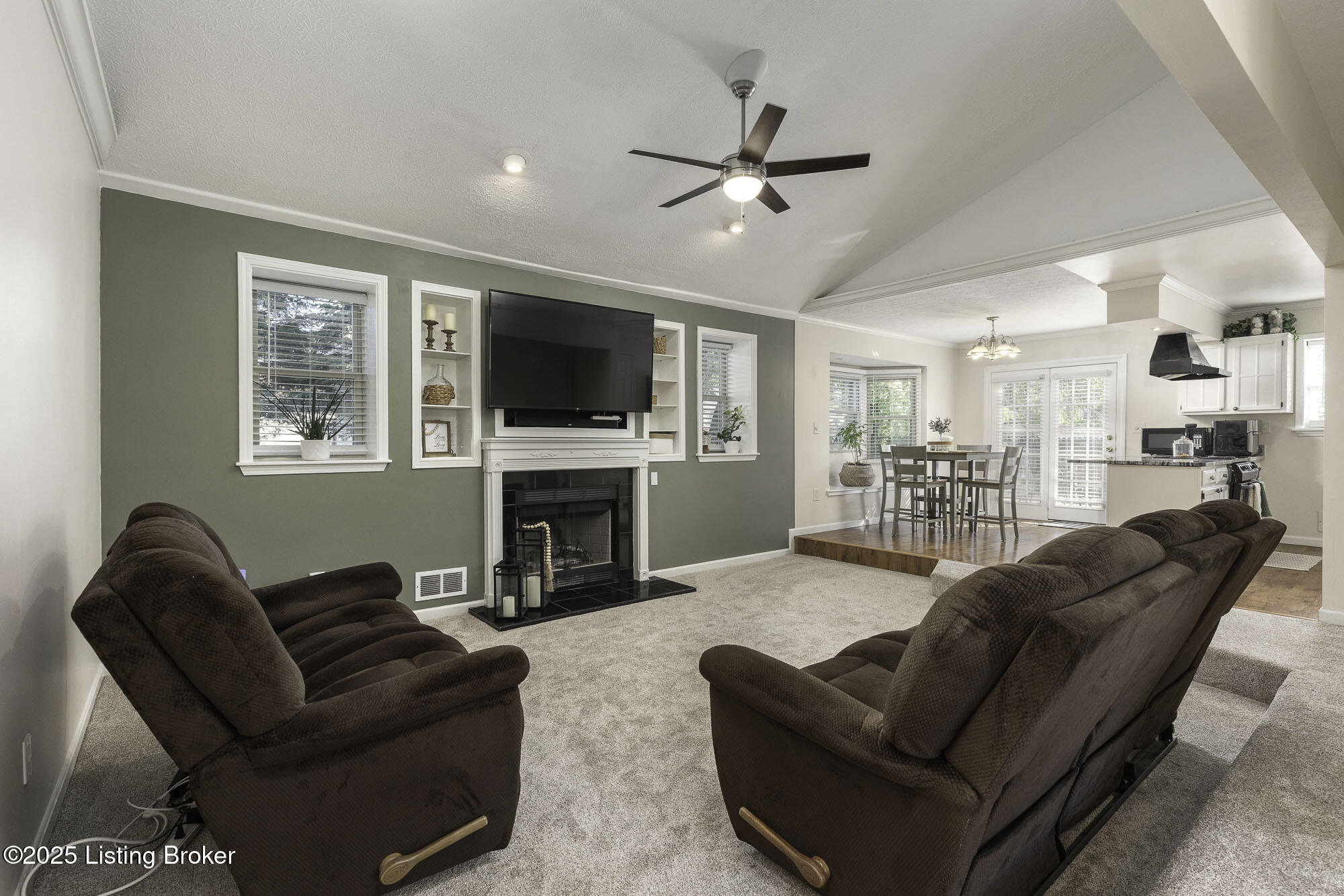 2404 Ruth Haven Ct