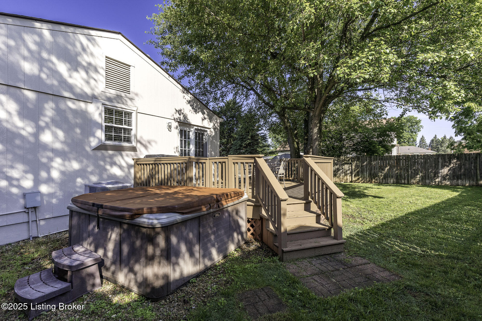 2404 Ruth Haven Ct