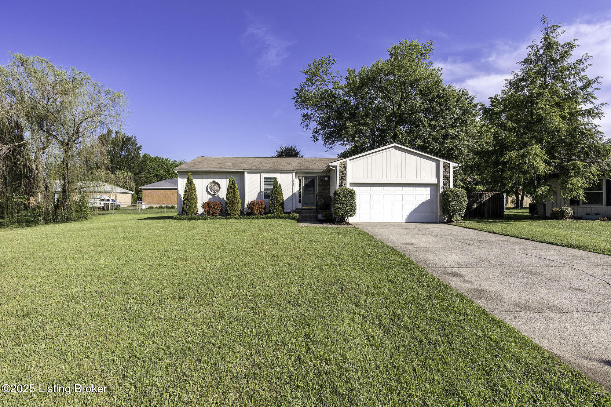 2404 Ruth Haven Ct