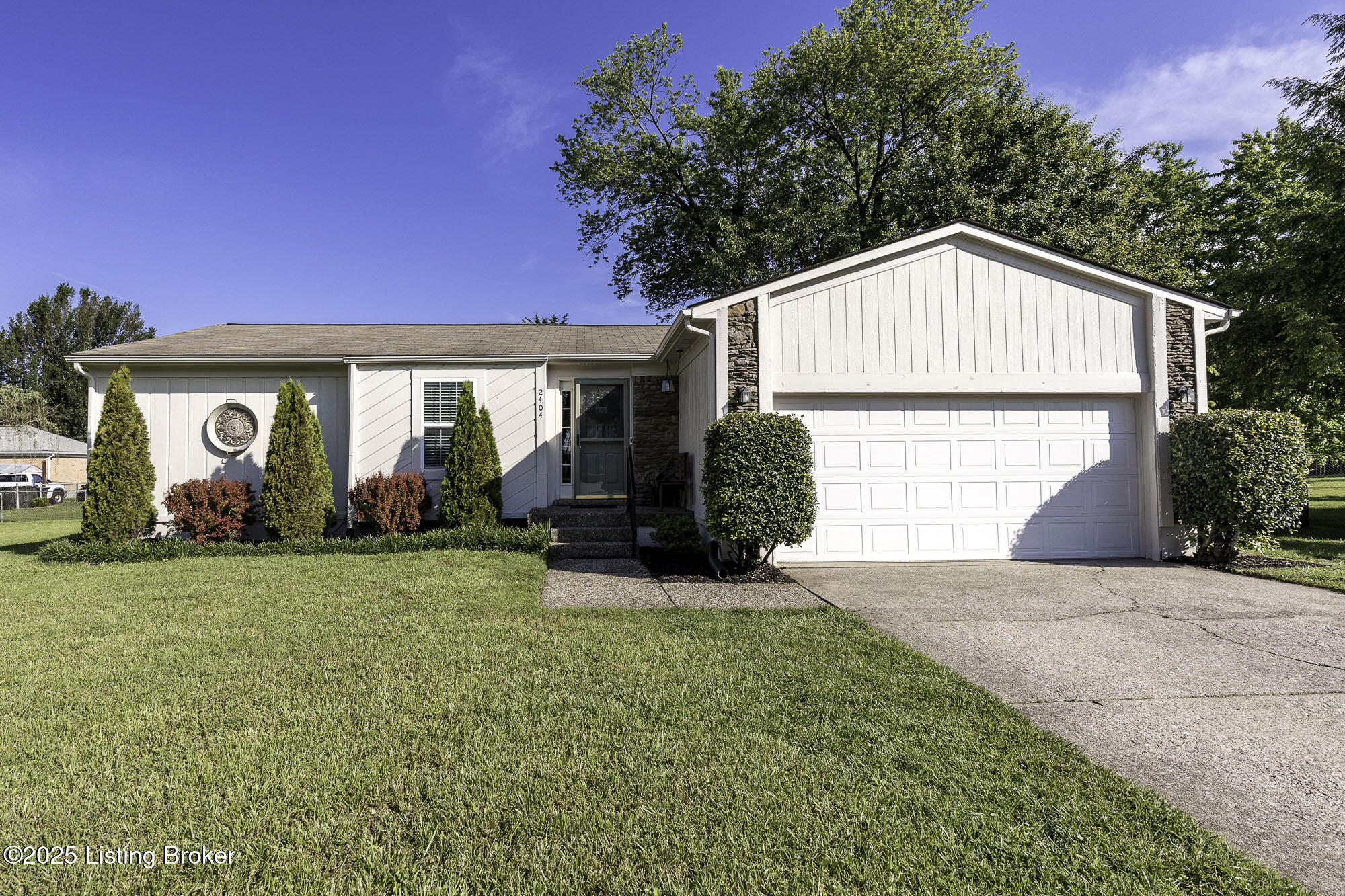 2404 Ruth Haven Ct