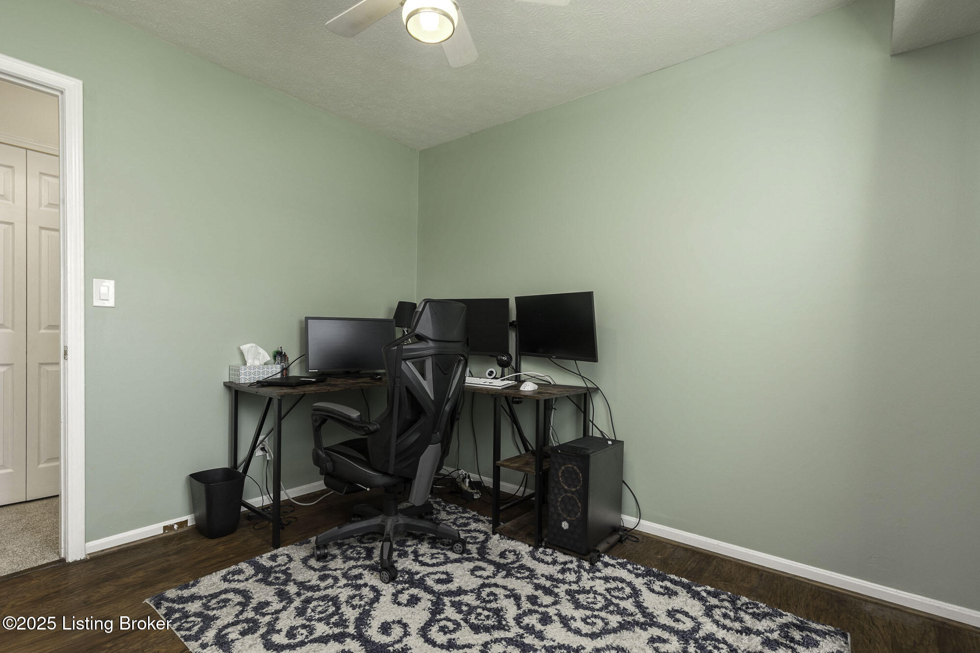 2404 Ruth Haven Ct