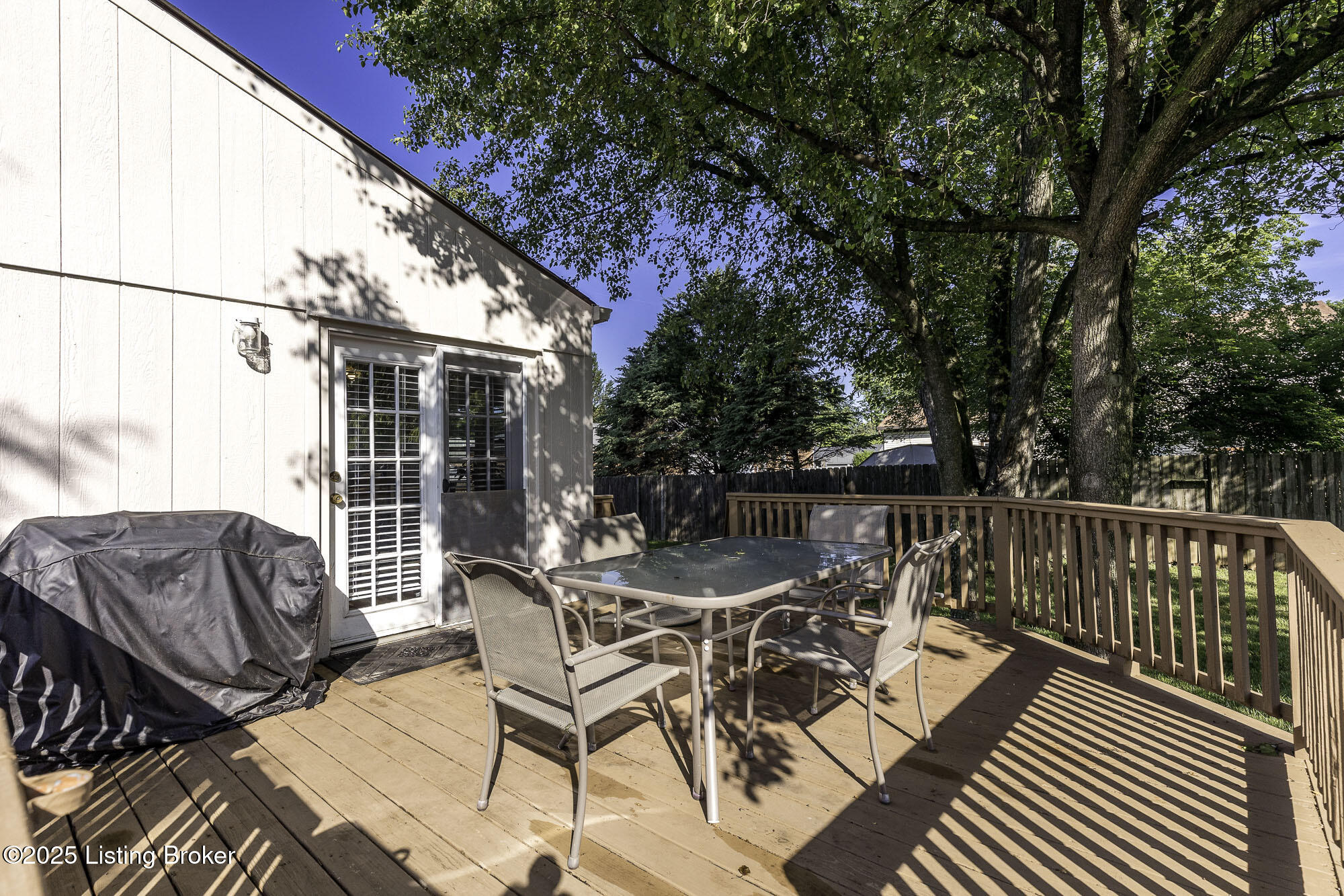 2404 Ruth Haven Ct