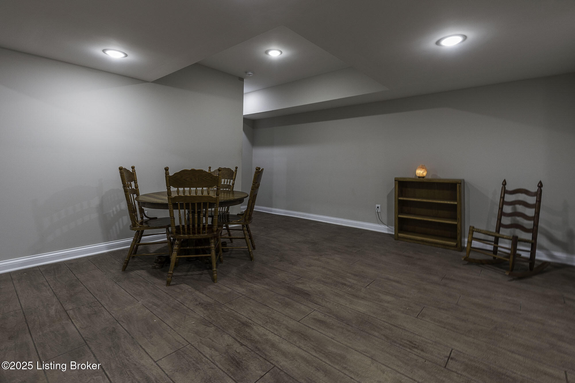 188 Wakefield Dr