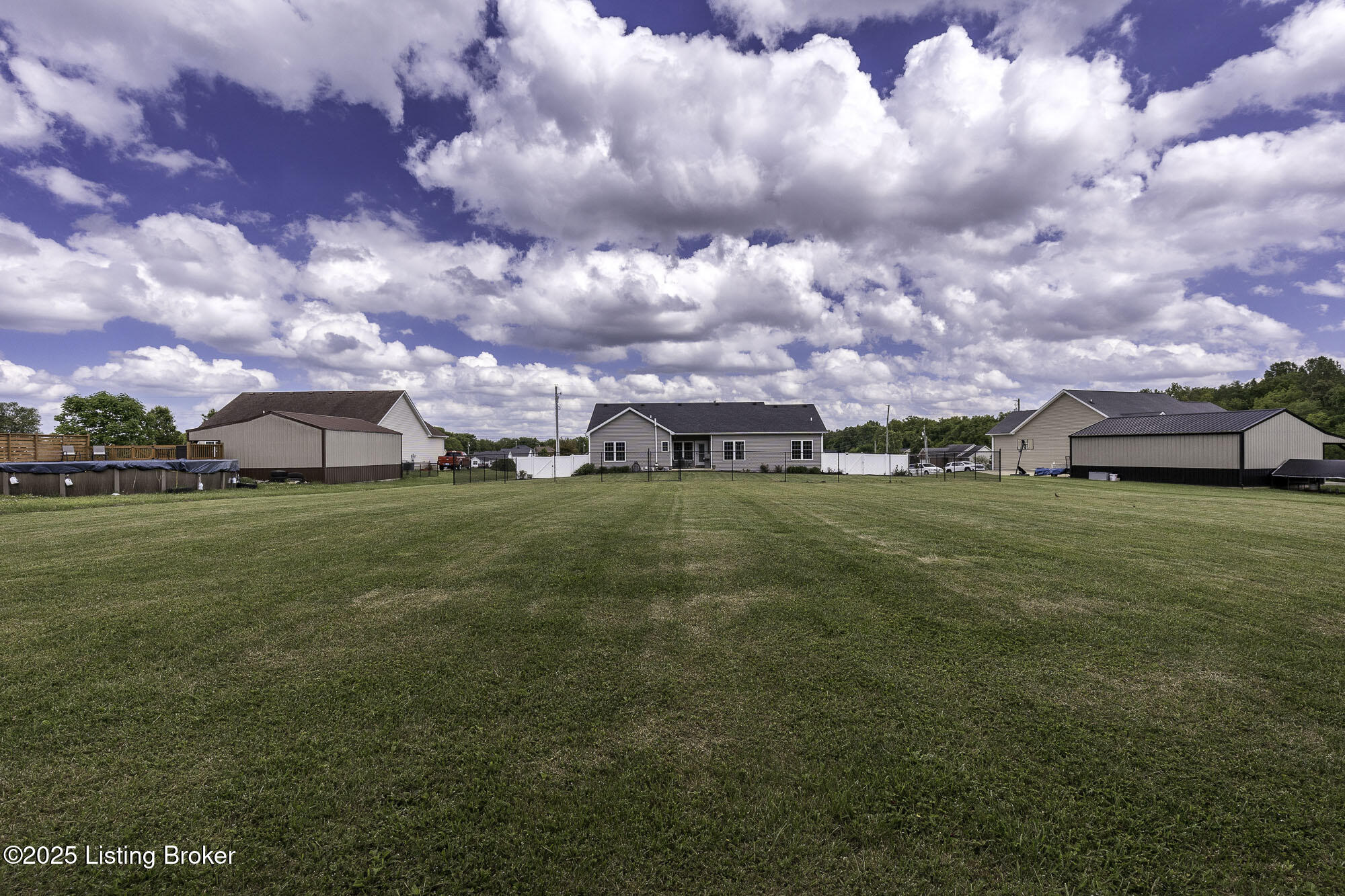 188 Wakefield Dr