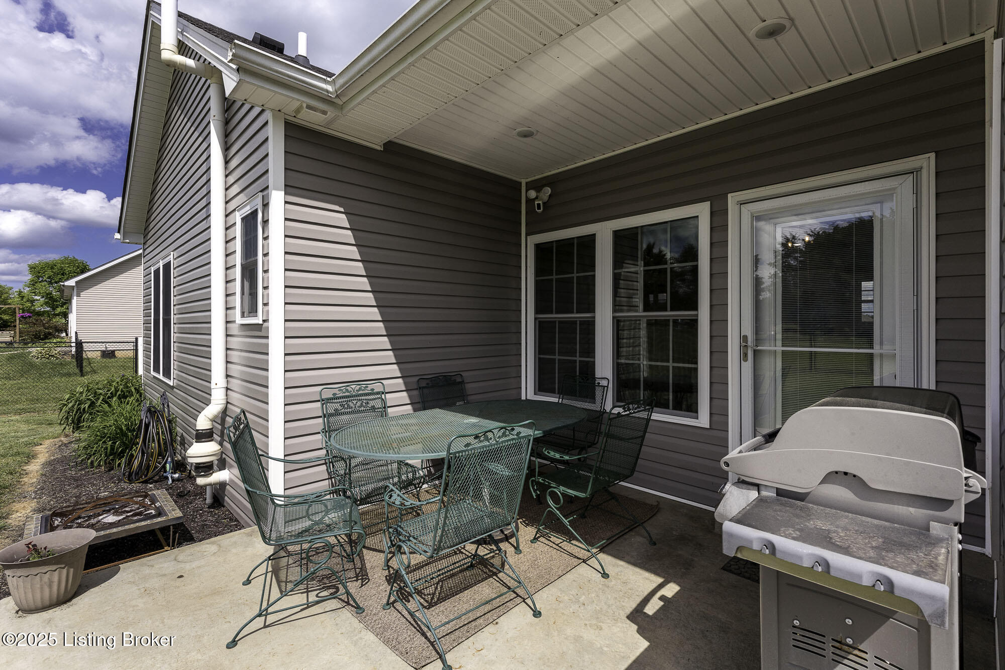 188 Wakefield Dr