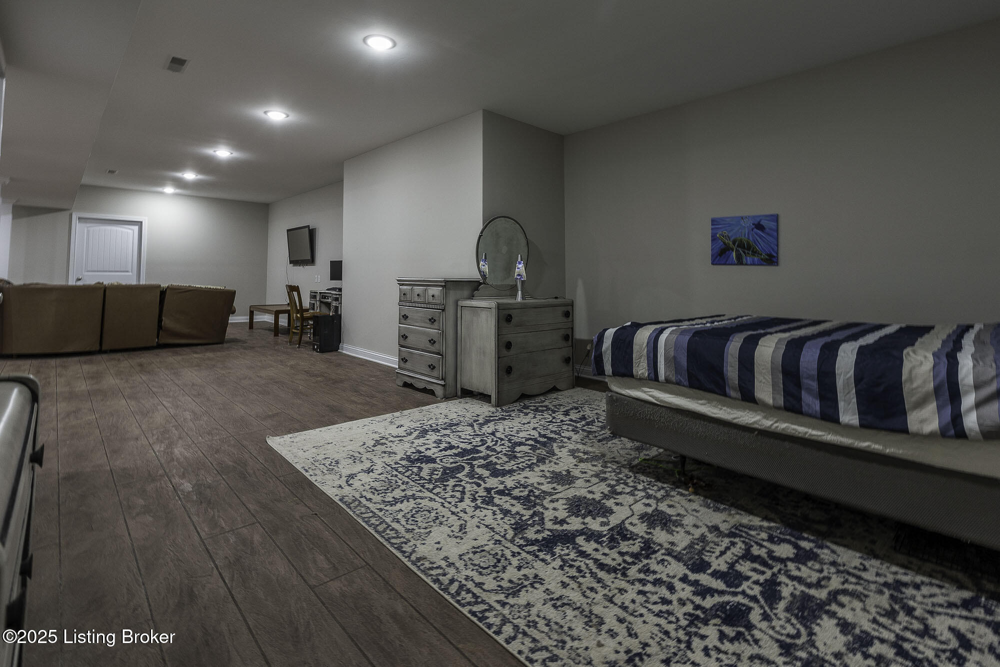 188 Wakefield Dr