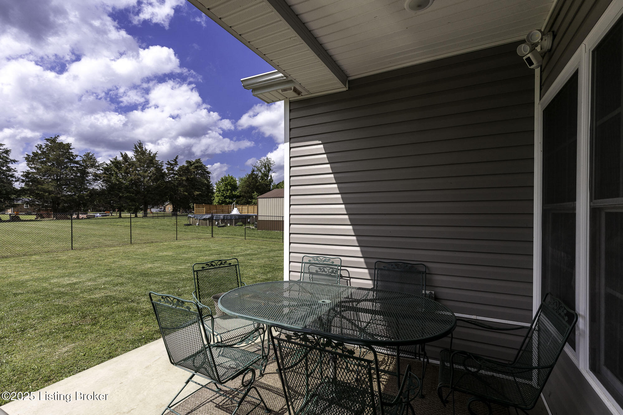 188 Wakefield Dr