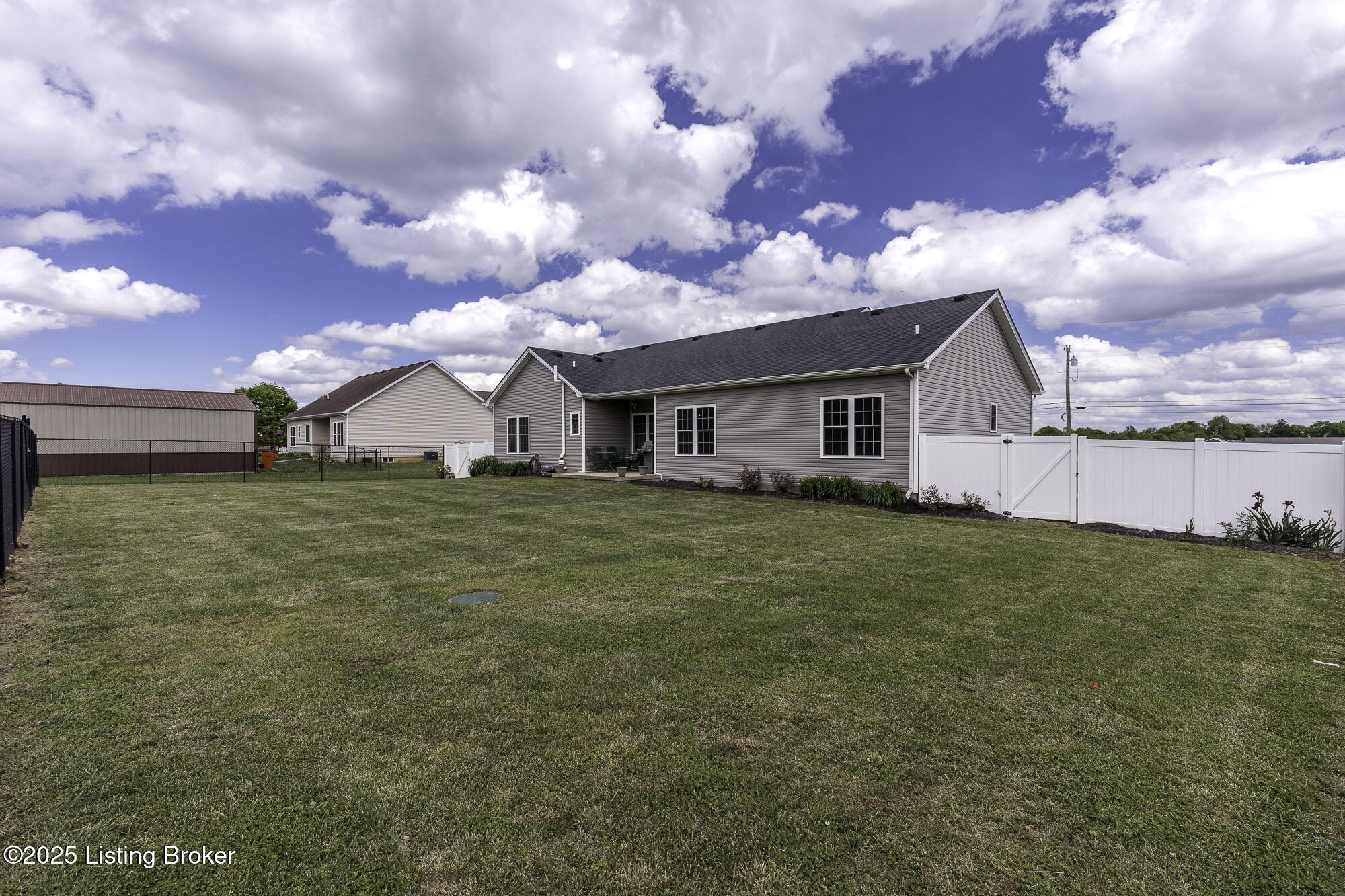 188 Wakefield Dr