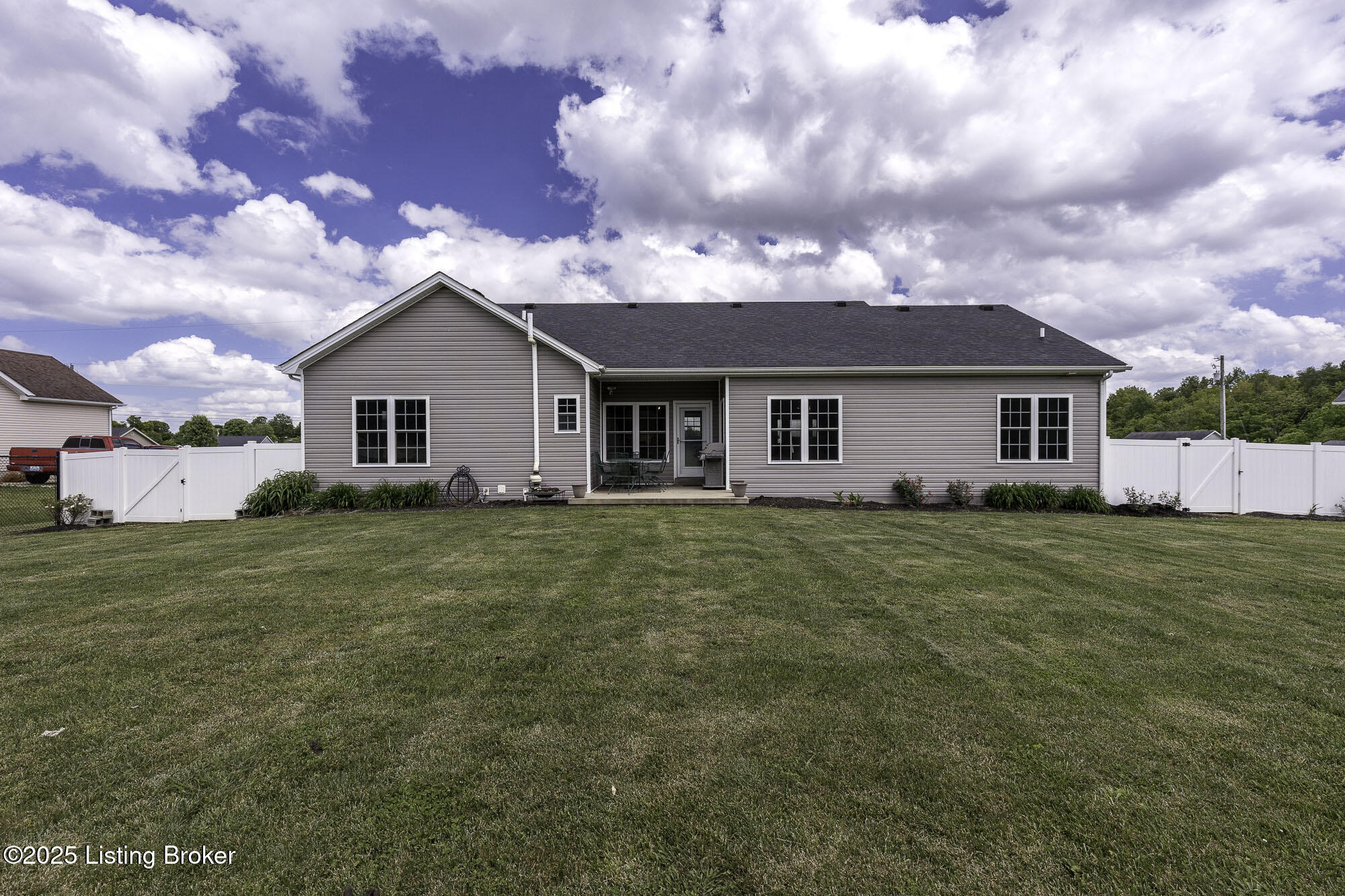 188 Wakefield Dr