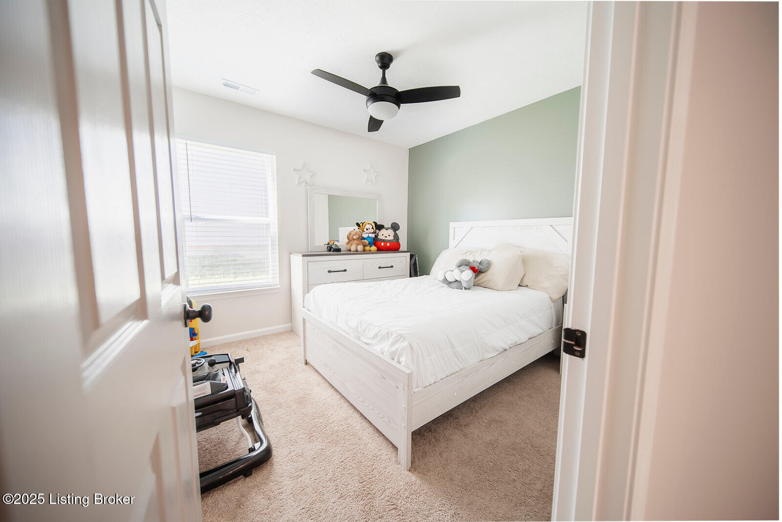 8633 Warbler Branch Way