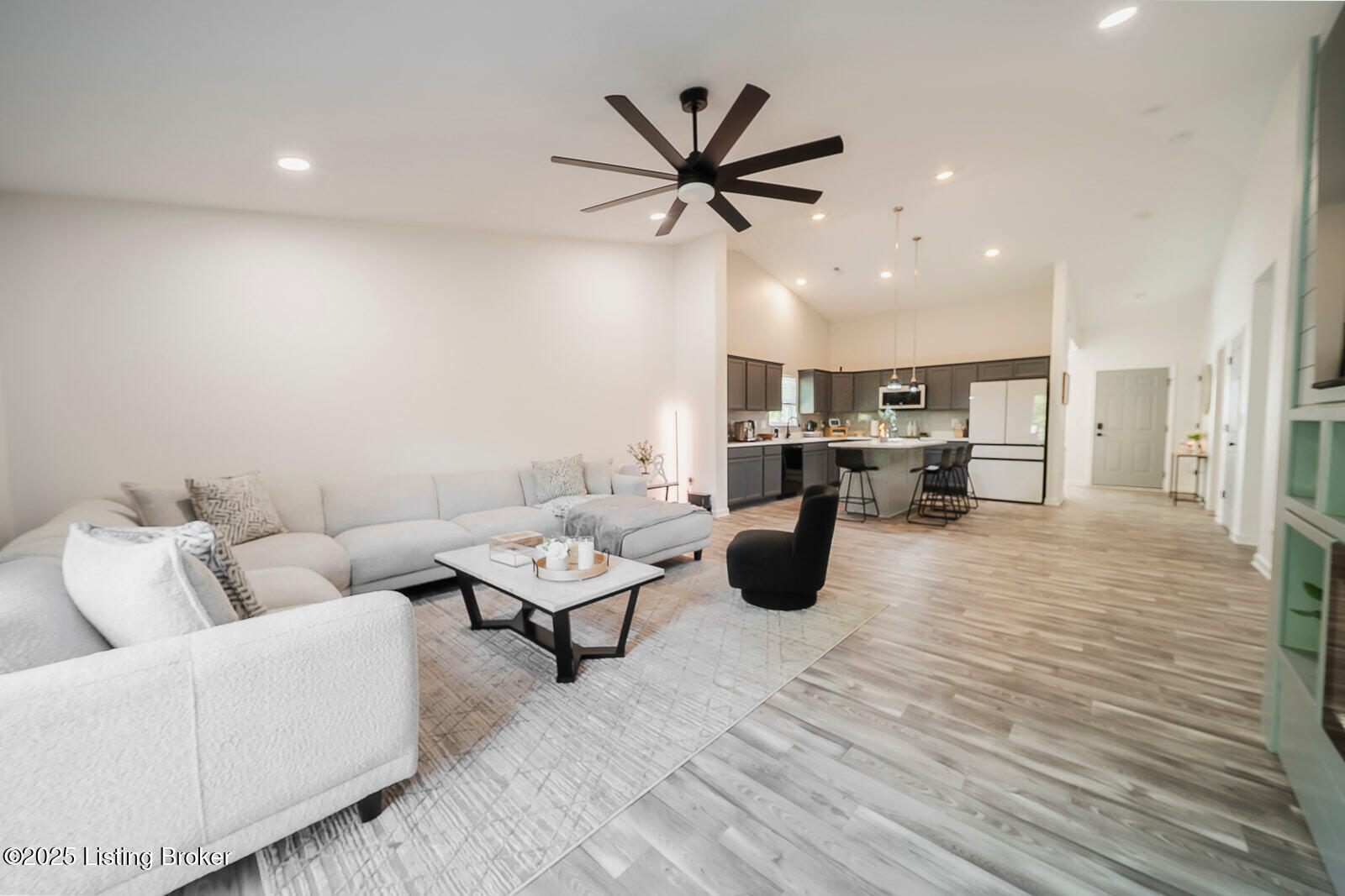 8633 Warbler Branch Way