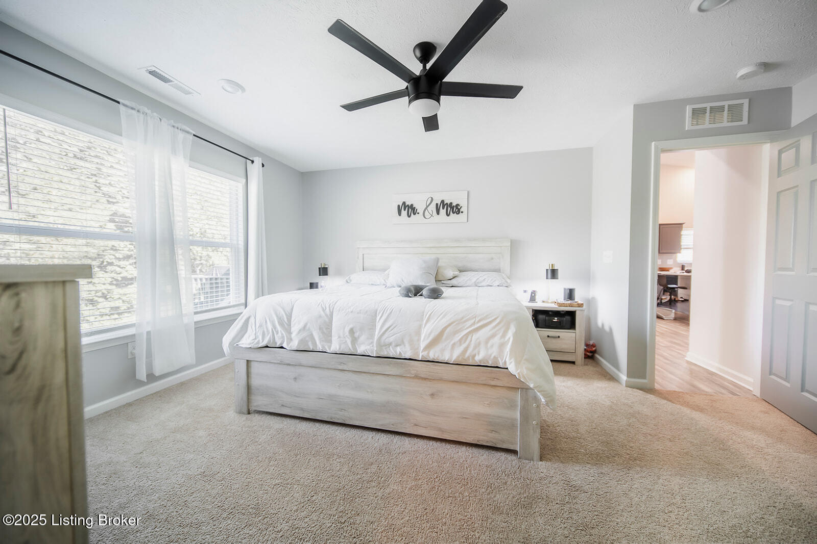 8633 Warbler Branch Way