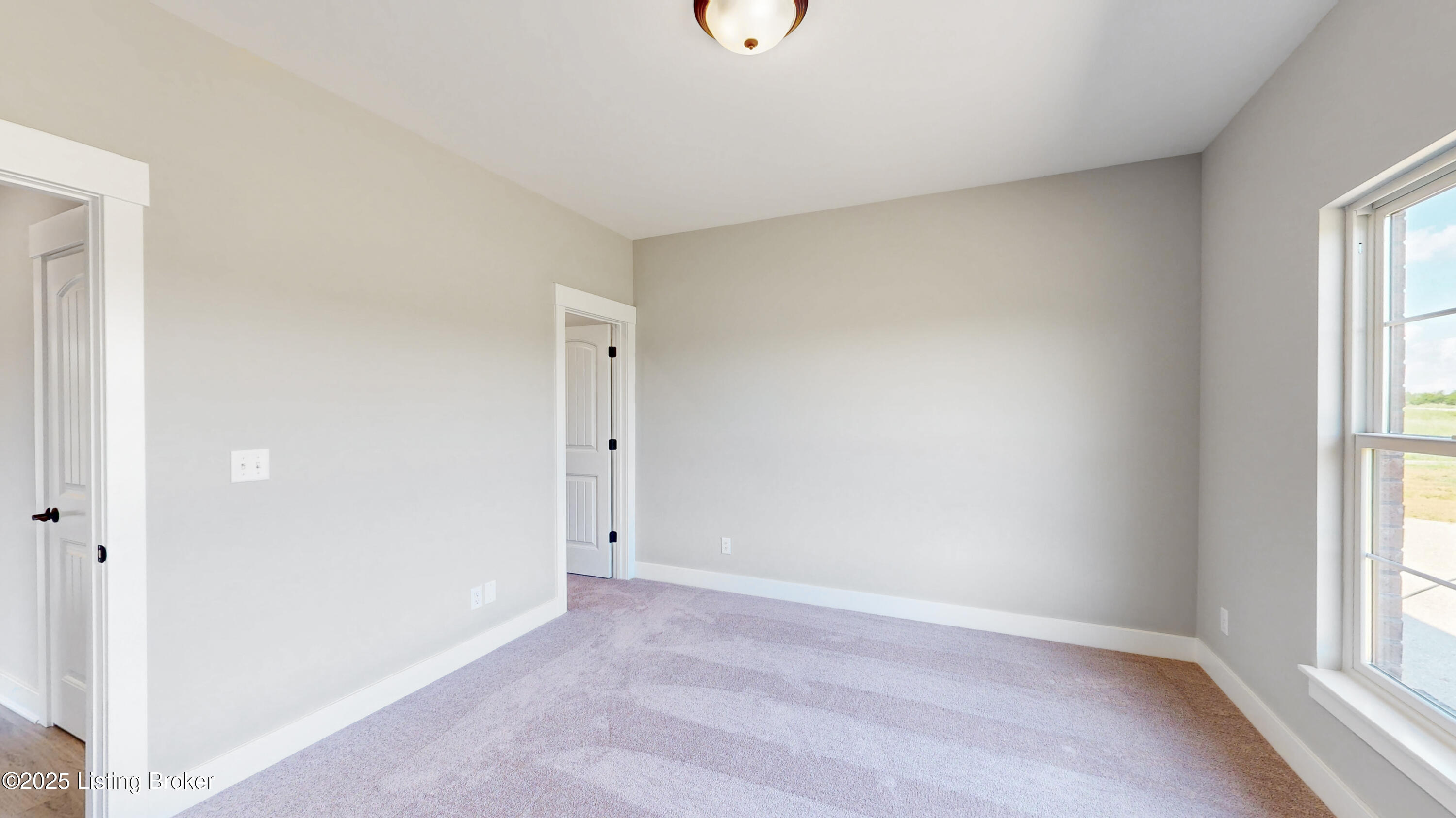 27 Dalton Dr