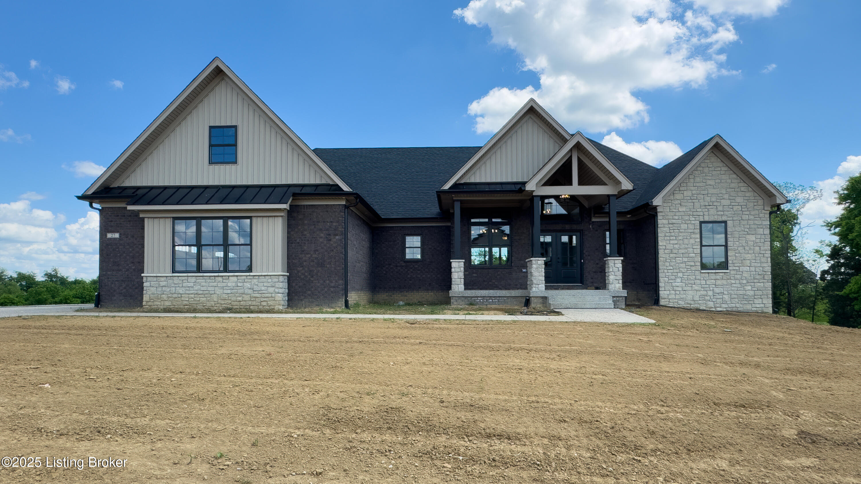 27 Dalton Dr