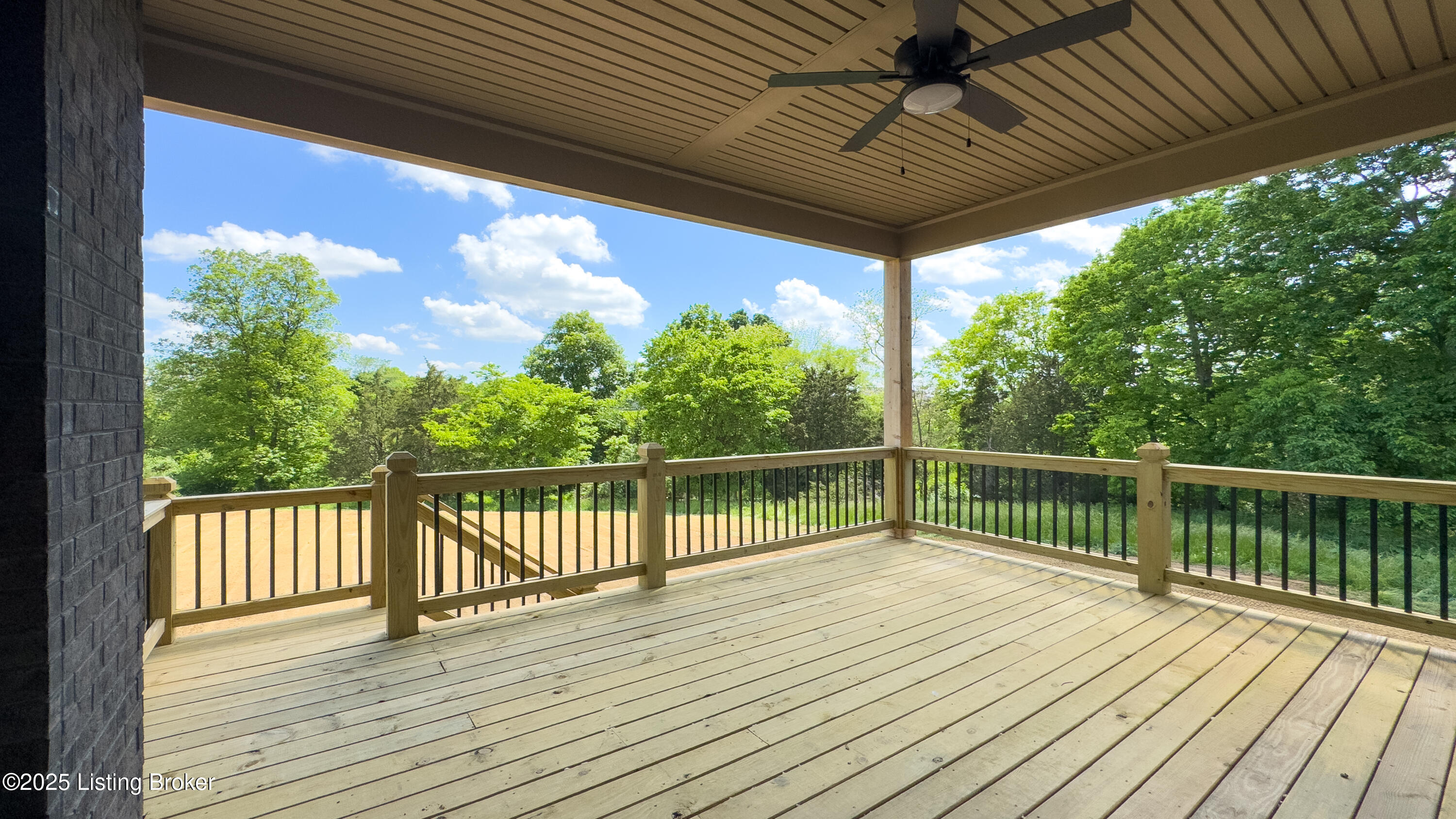 27 Dalton Dr