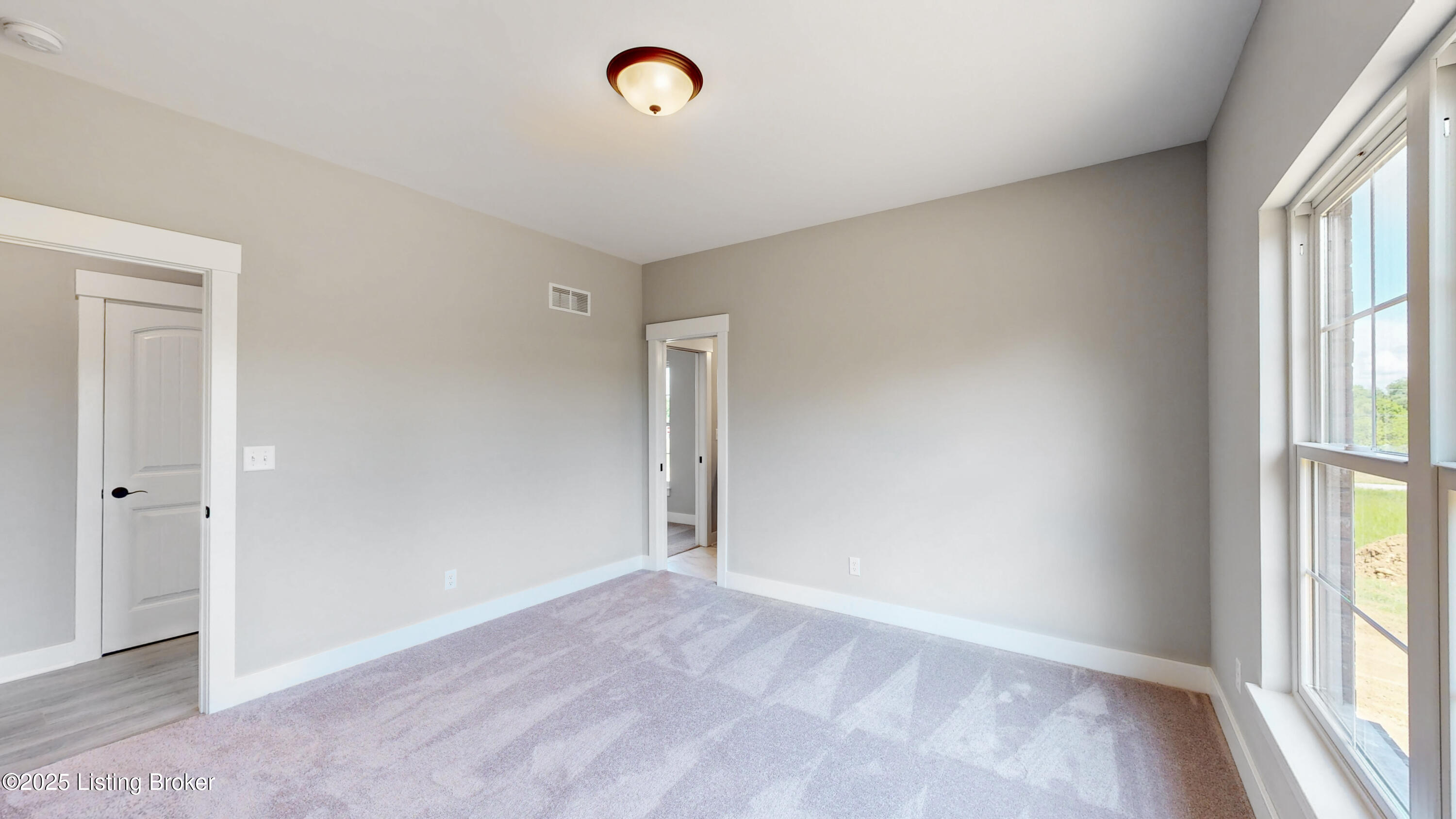 27 Dalton Dr