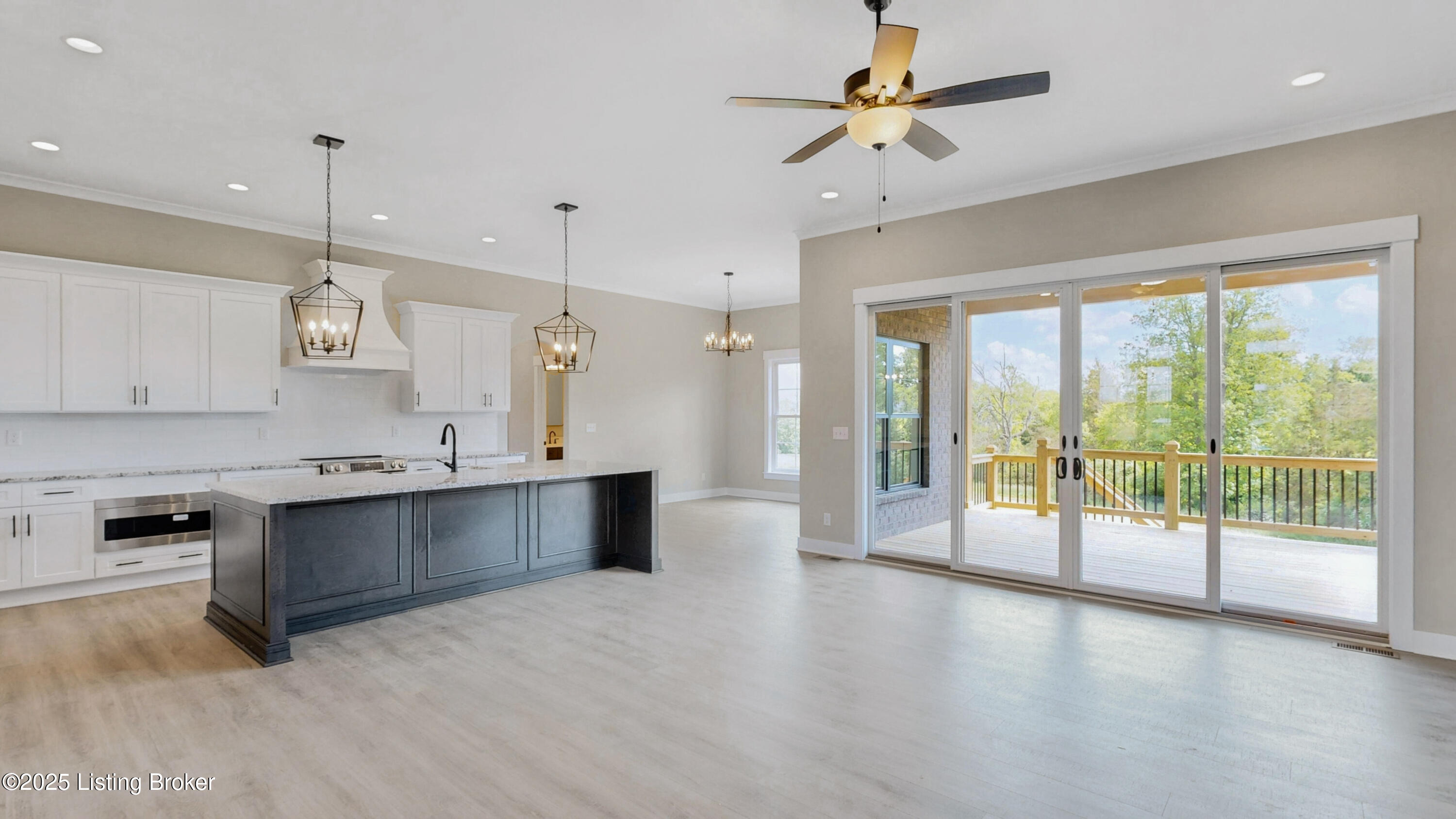 27 Dalton Dr