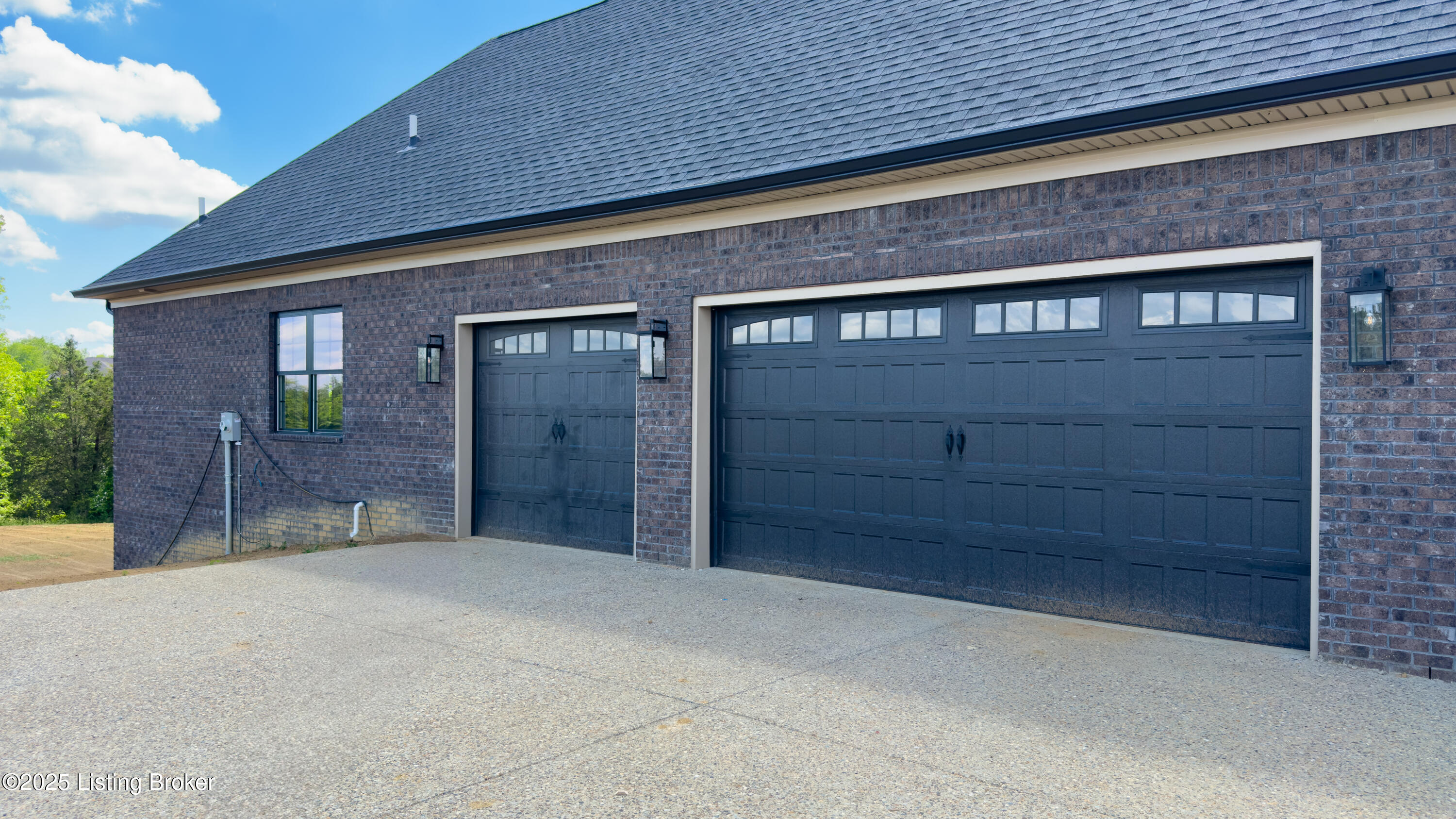 27 Dalton Dr