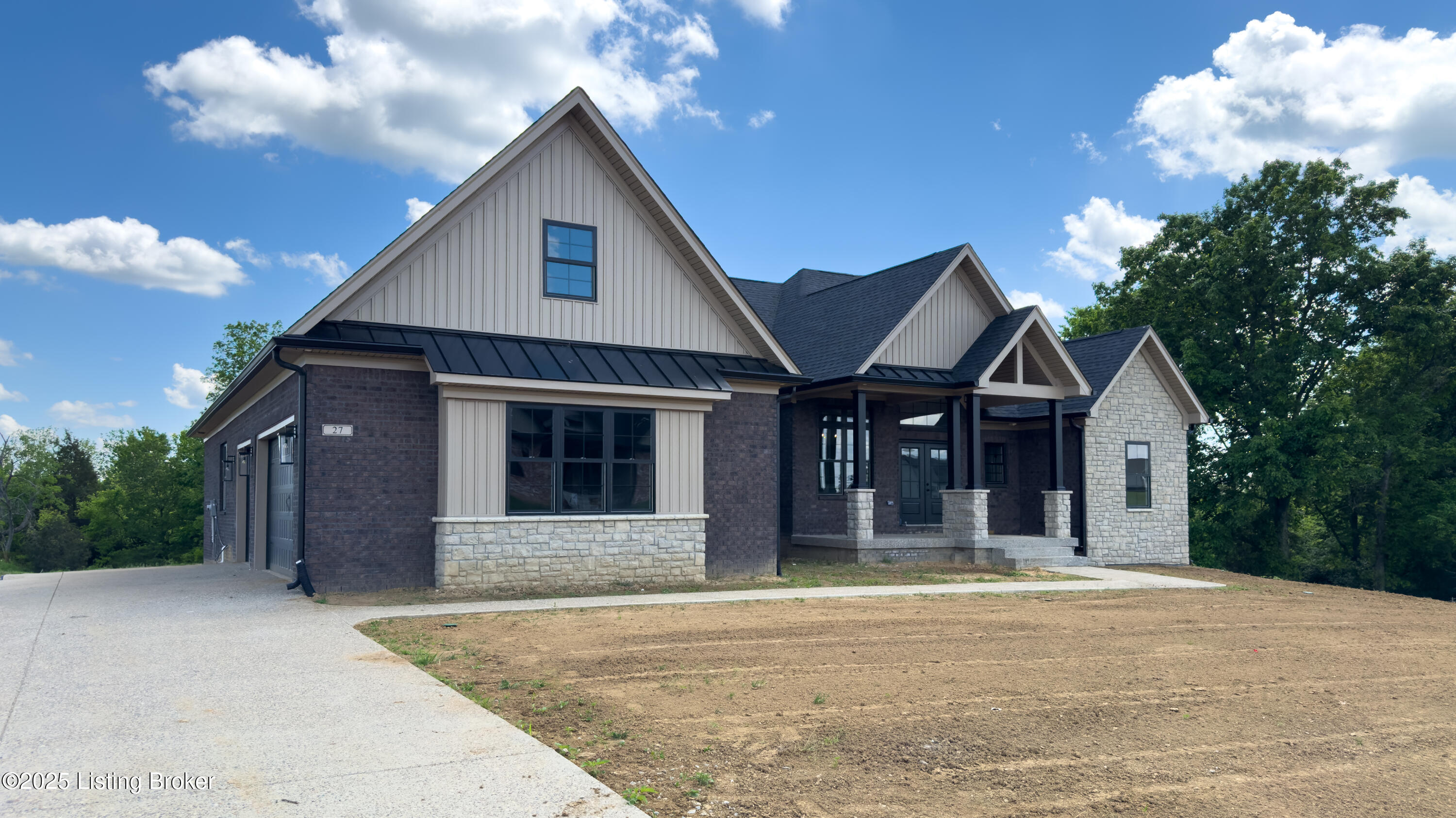 27 Dalton Dr