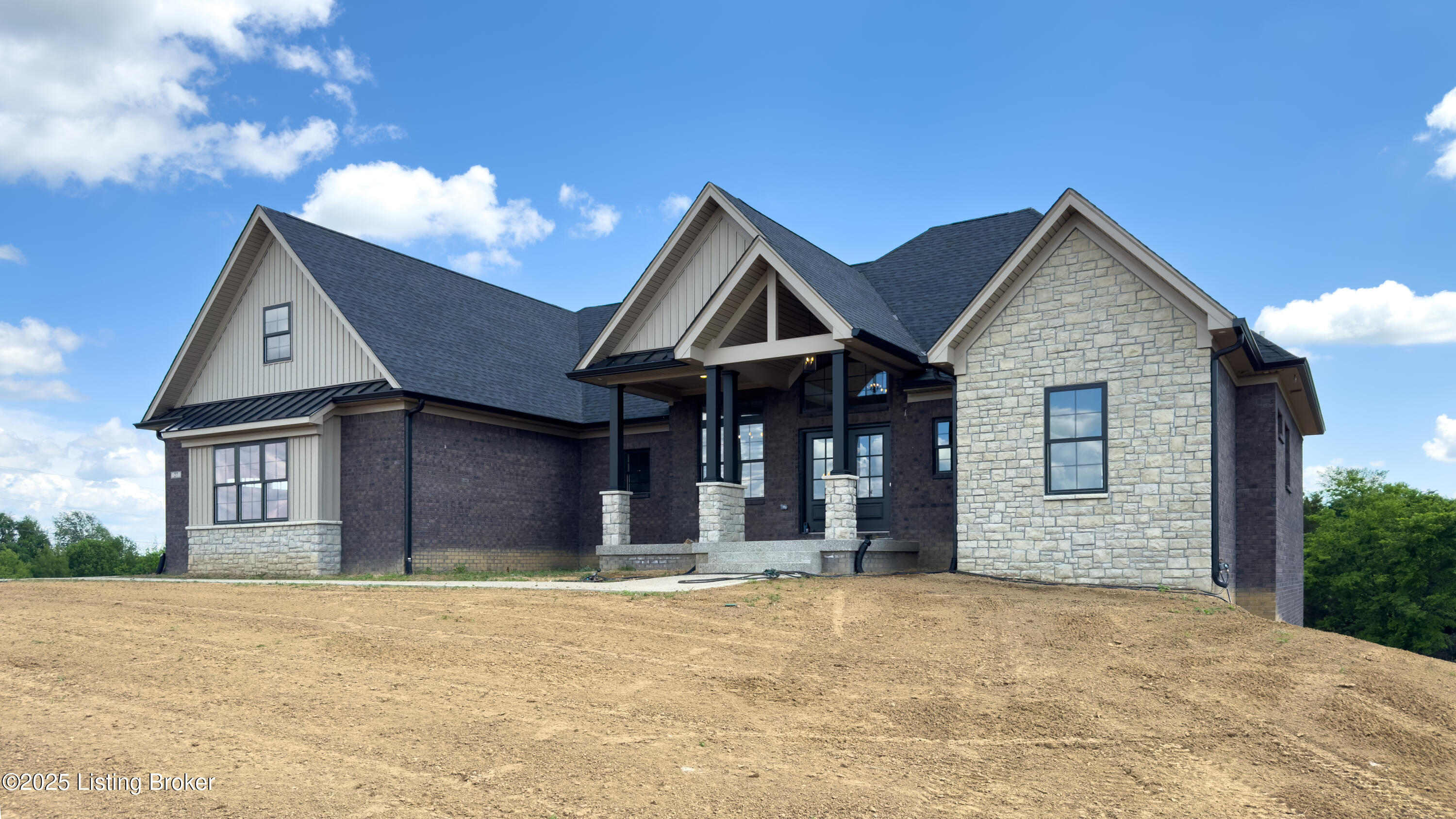 27 Dalton Dr