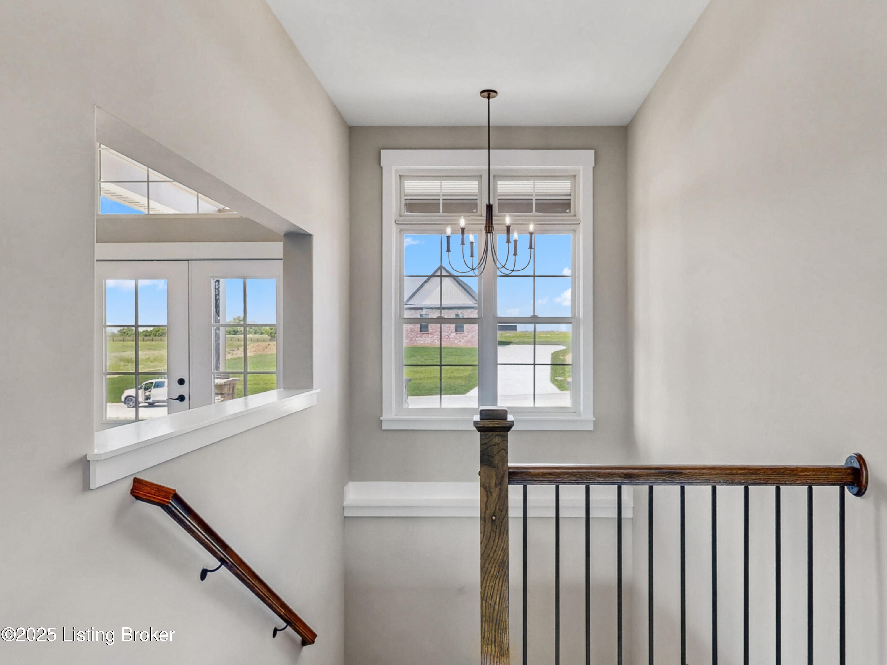 27 Dalton Dr