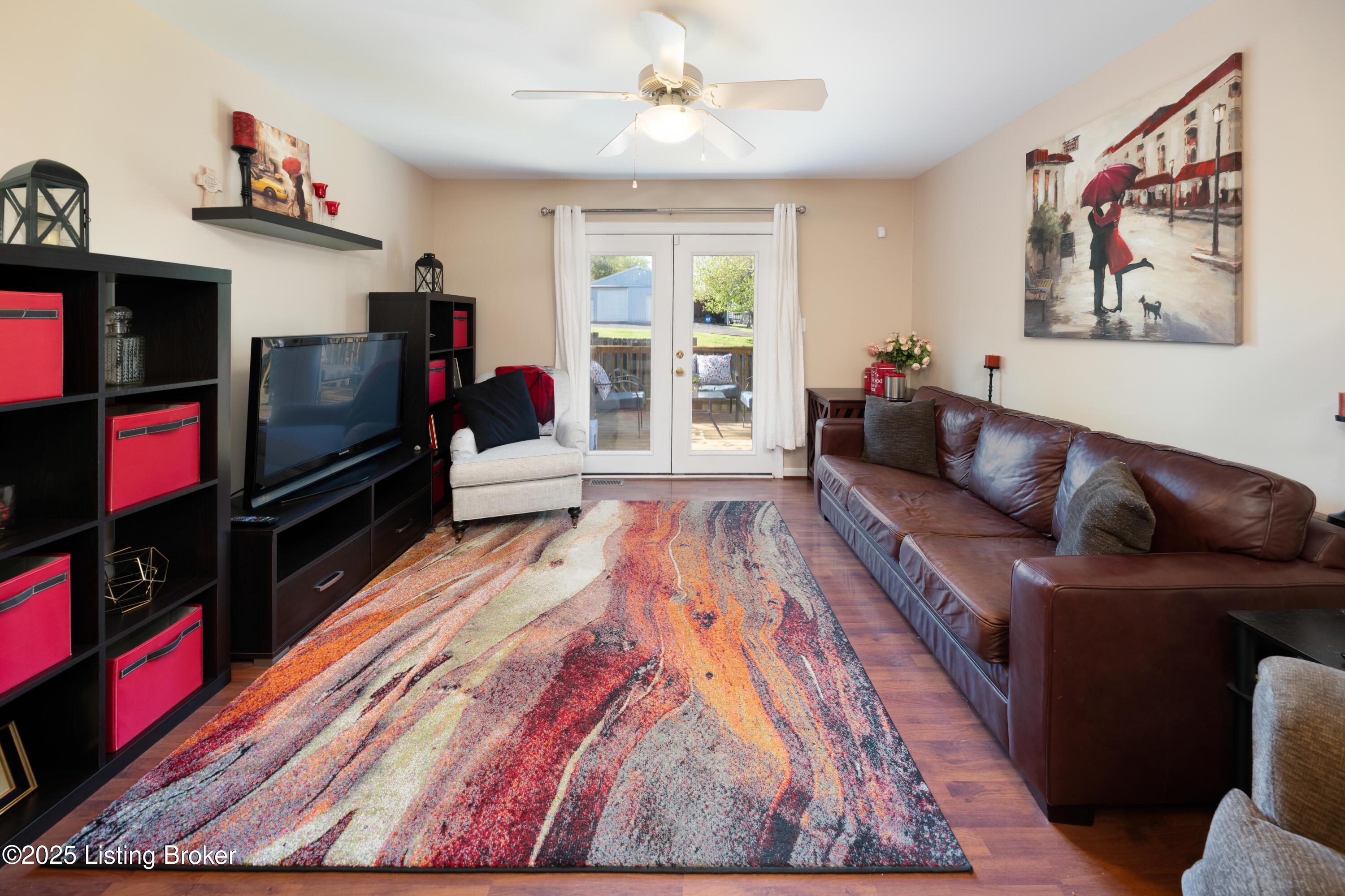321 Lagrange Villa Dr