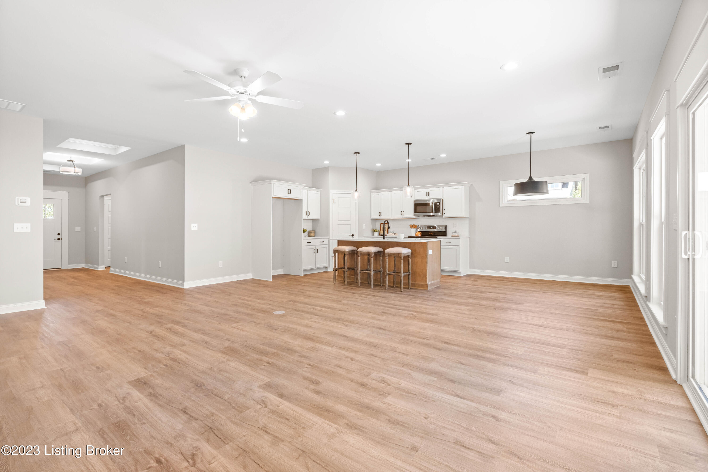801 Artisan Pkwy