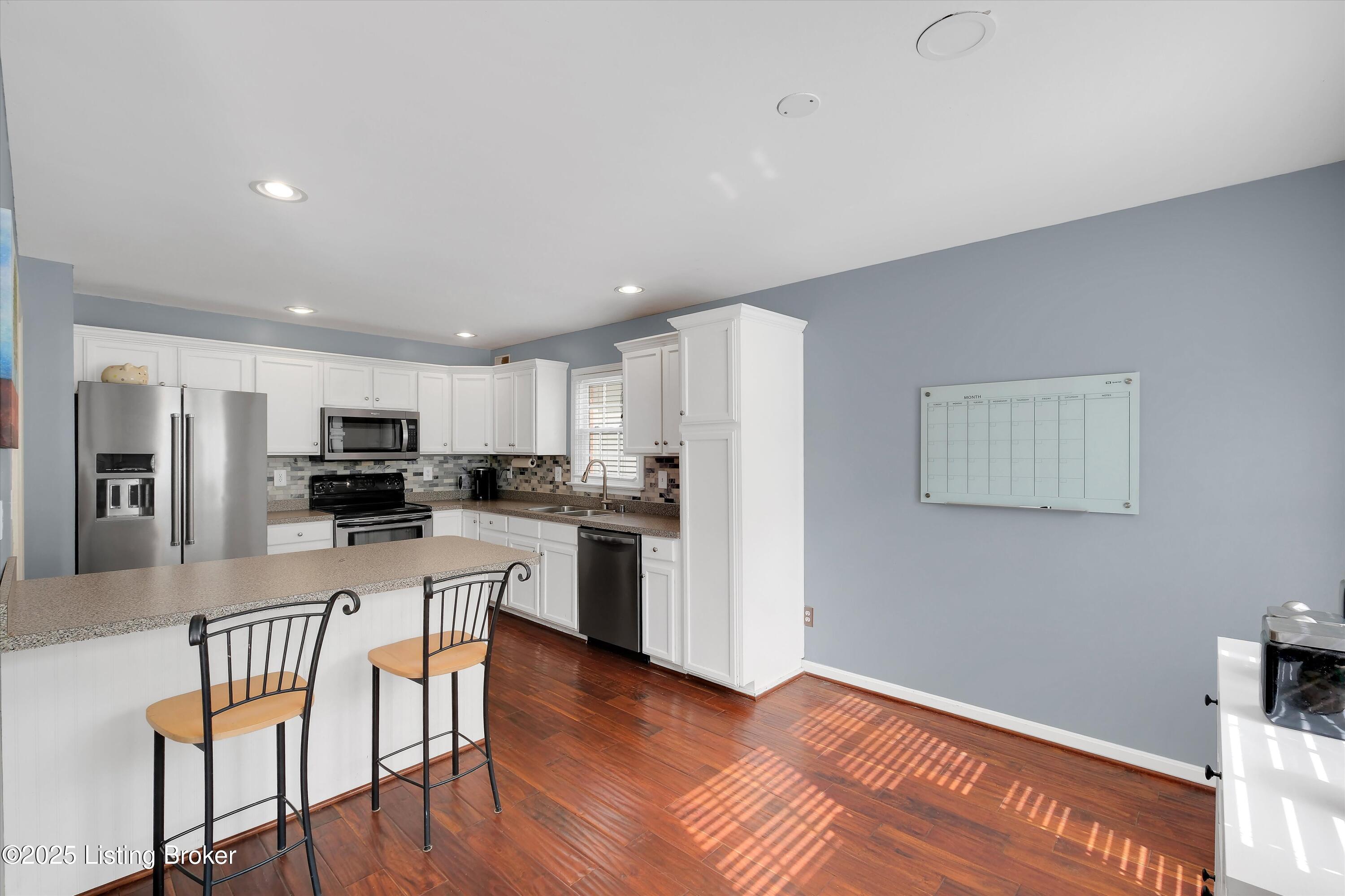 4313 Brownsboro Glen Rd