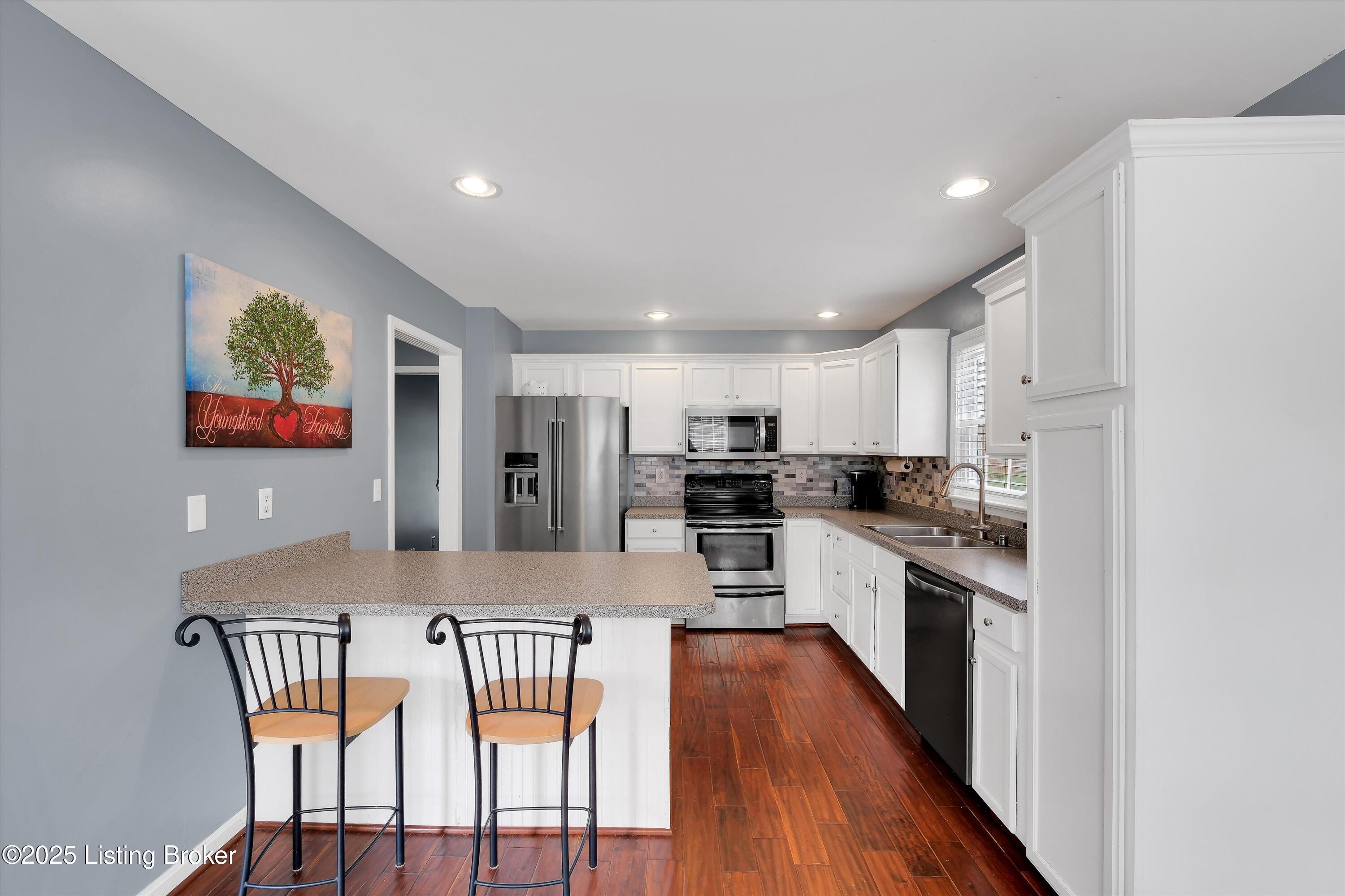 4313 Brownsboro Glen Rd