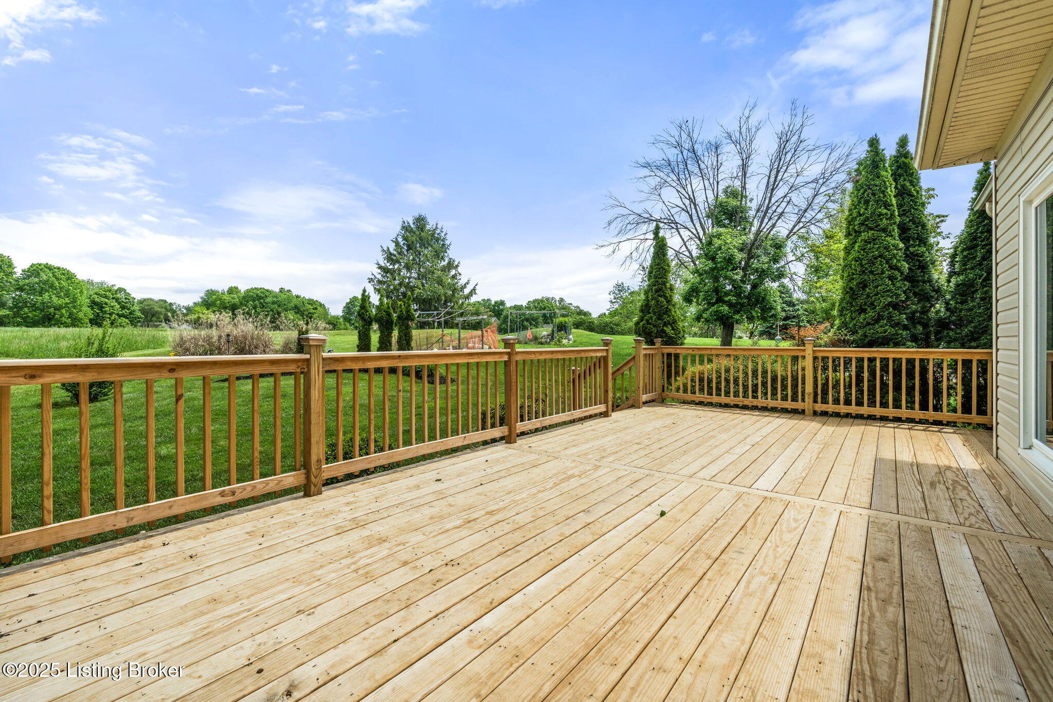 3313 Indian Lake Dr