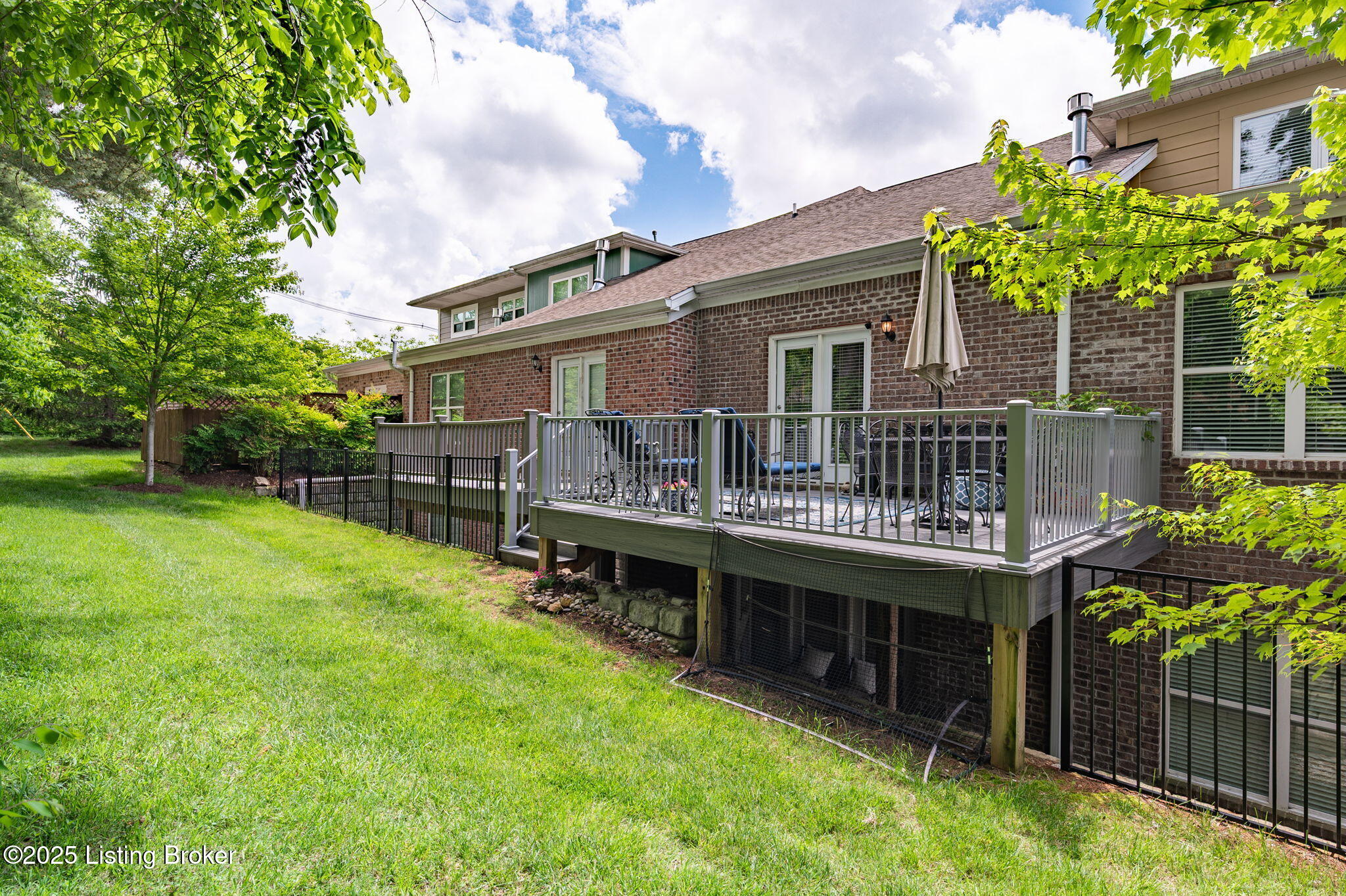 10243 Dorsey Pointe Cir