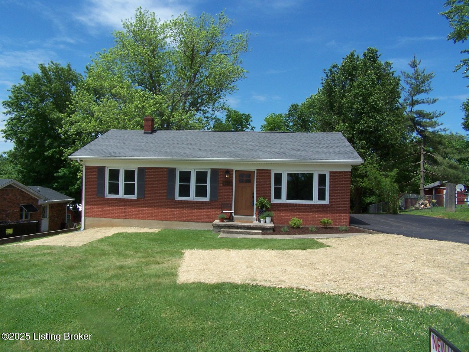 132 Goodloe Ave