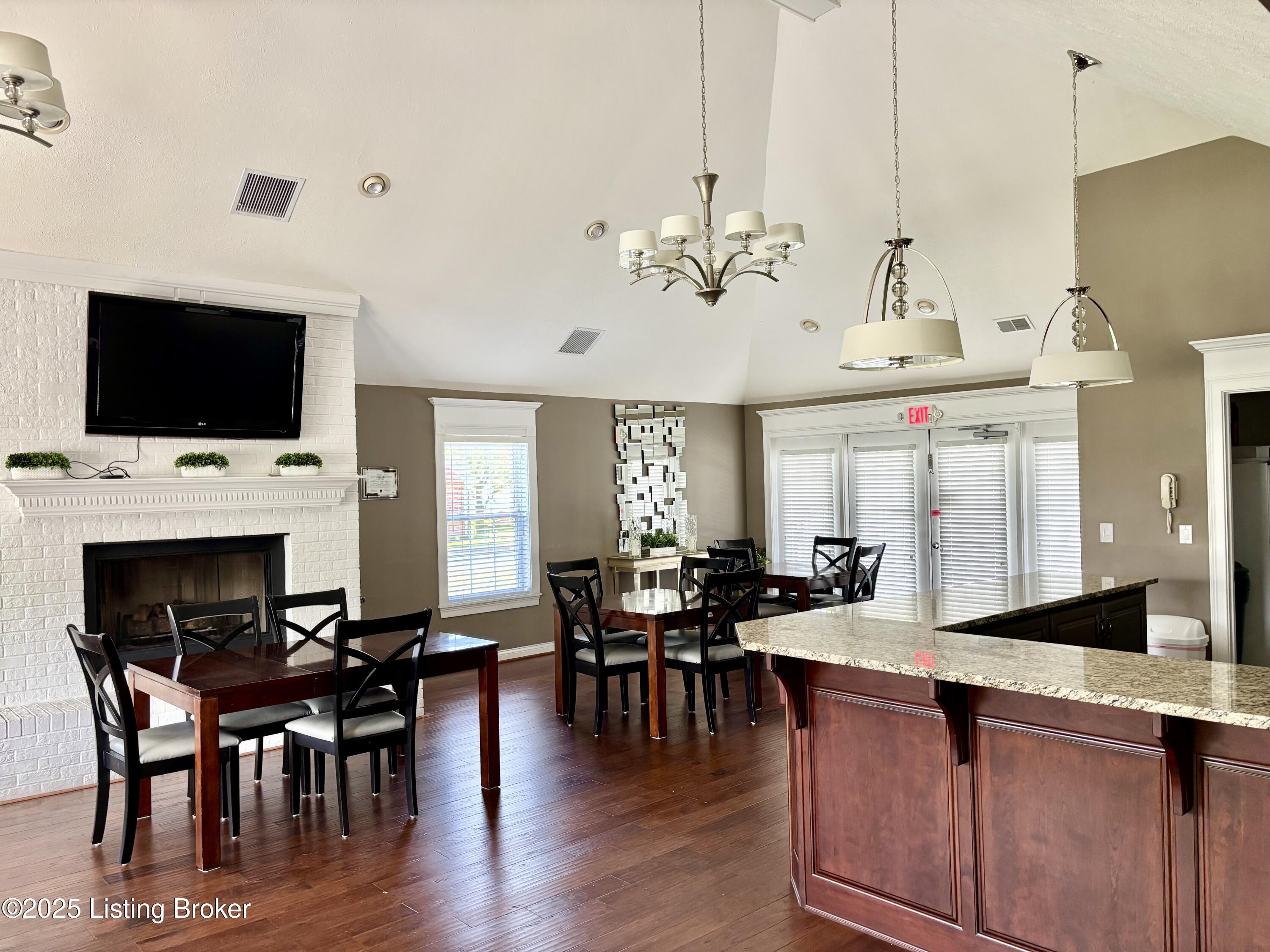 8118 St Andrews Village Dr