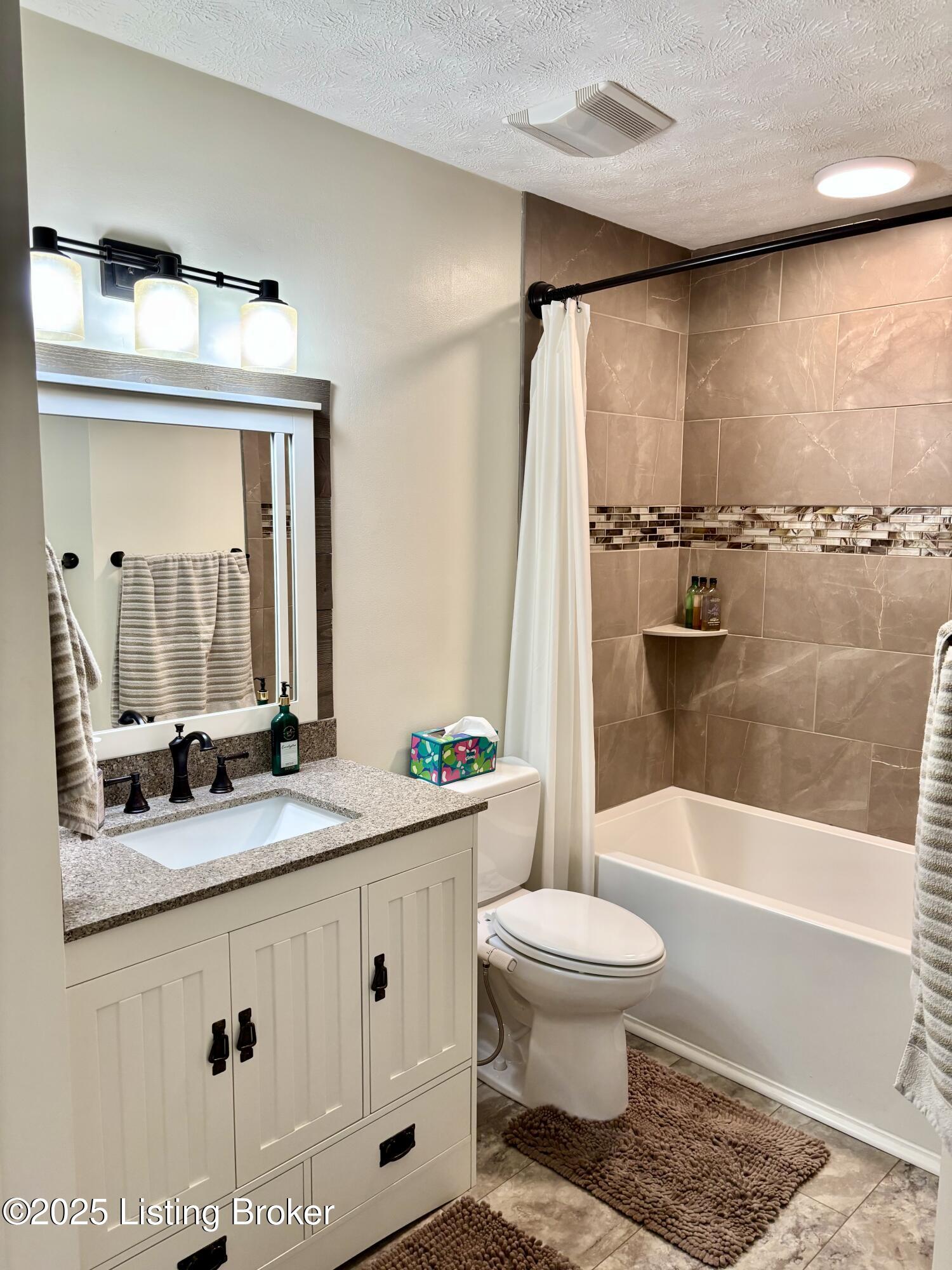 8118 St Andrews Village Dr