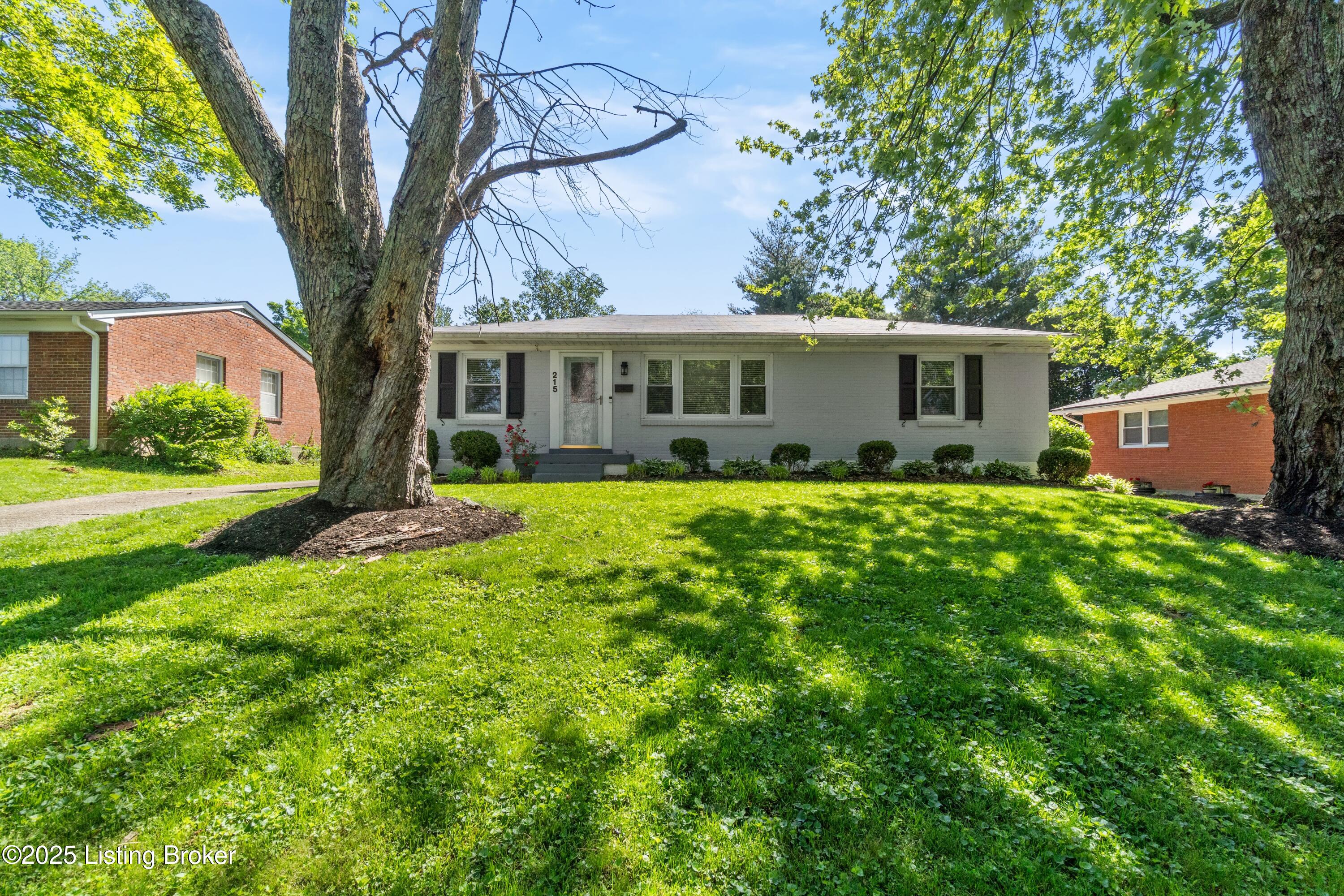 215 Marengo Dr