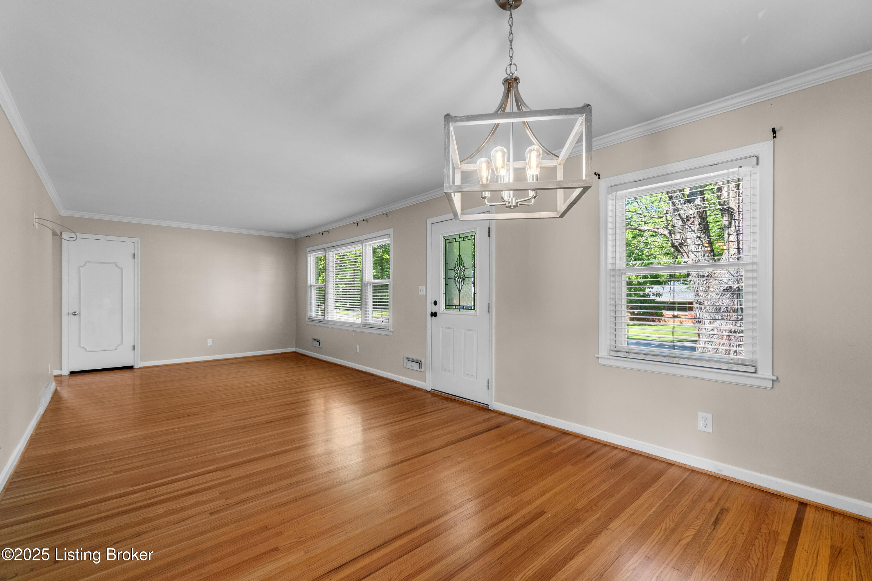 215 Marengo Dr